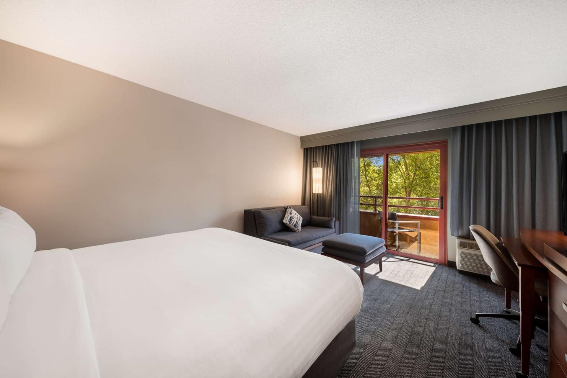 Sonesta Select San Jose Airport gallery photo in San Jose, CA — image 12