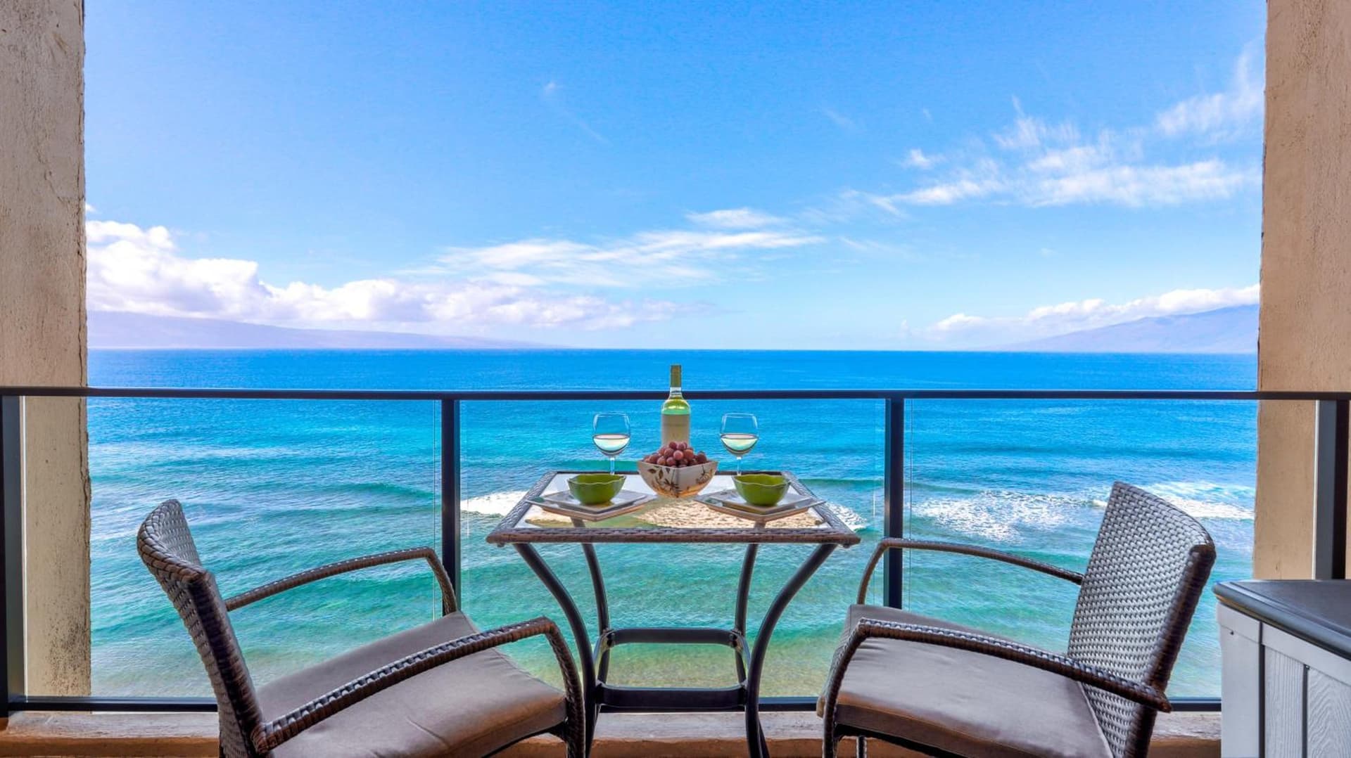 Maui Westside Presents: Mahana 1003 featured exterior or lobby in Lahaina, HI — similar hotel