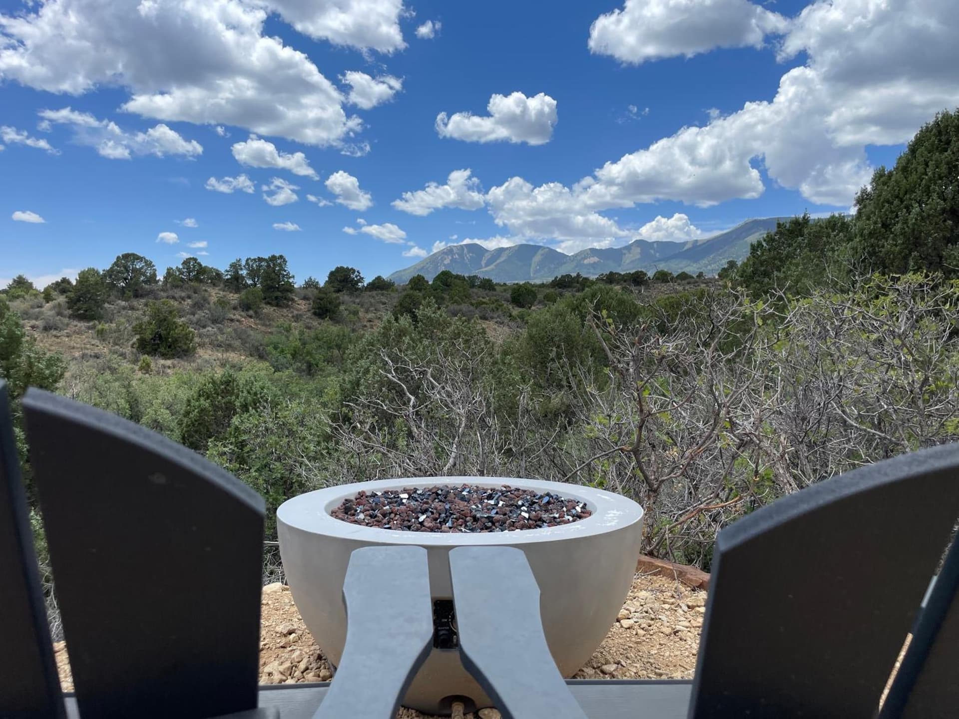 Canyon Rim Domes - A Luxury Glamping Experience!! property views in Monticello, UT — gallery photo 3