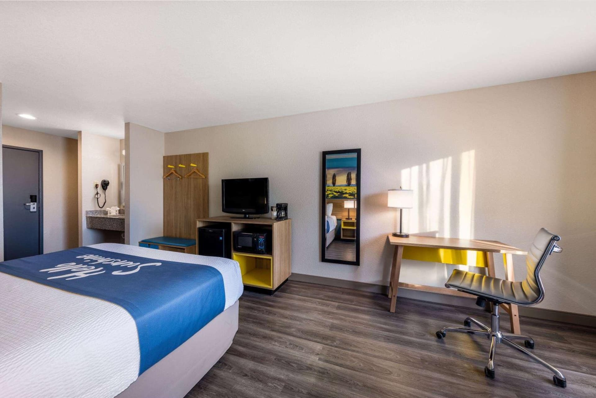 Days Inn by Wyndham Lathrop gallery photo in Lathrop, CA — image 18
