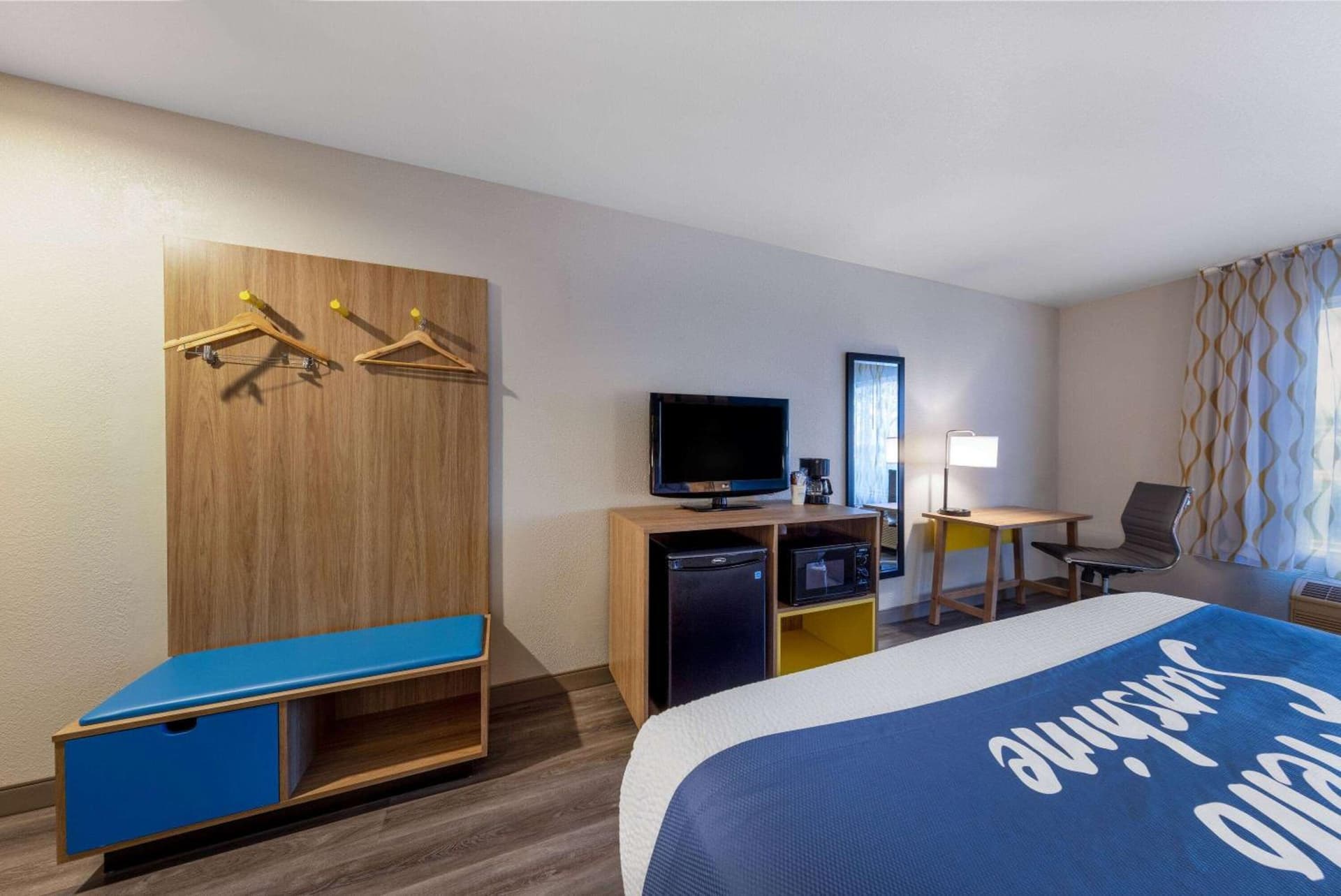 Days Inn by Wyndham Lathrop gallery photo in Lathrop, CA — image 23