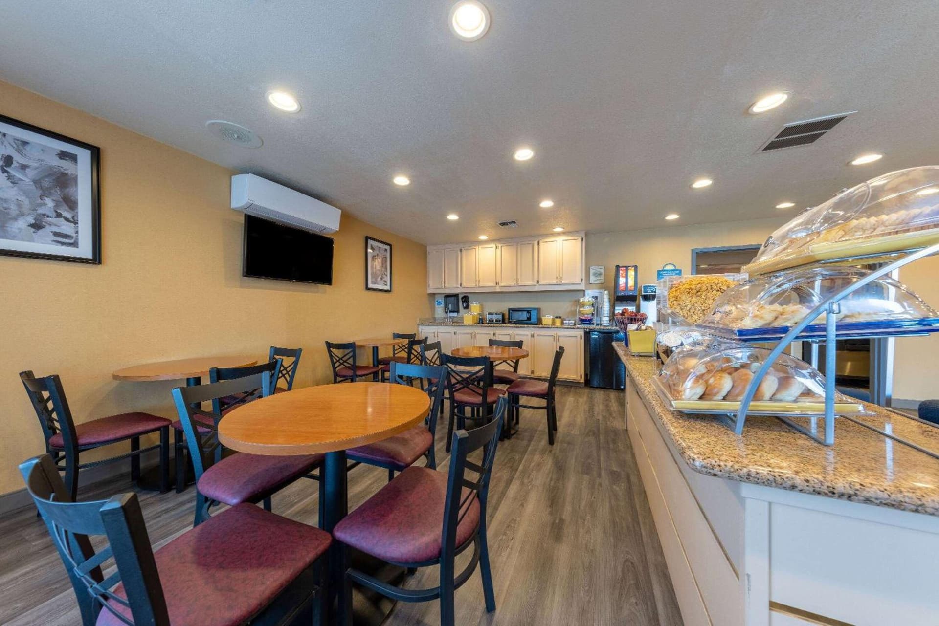 Days Inn by Wyndham Lathrop gallery photo in Lathrop, CA — image 30