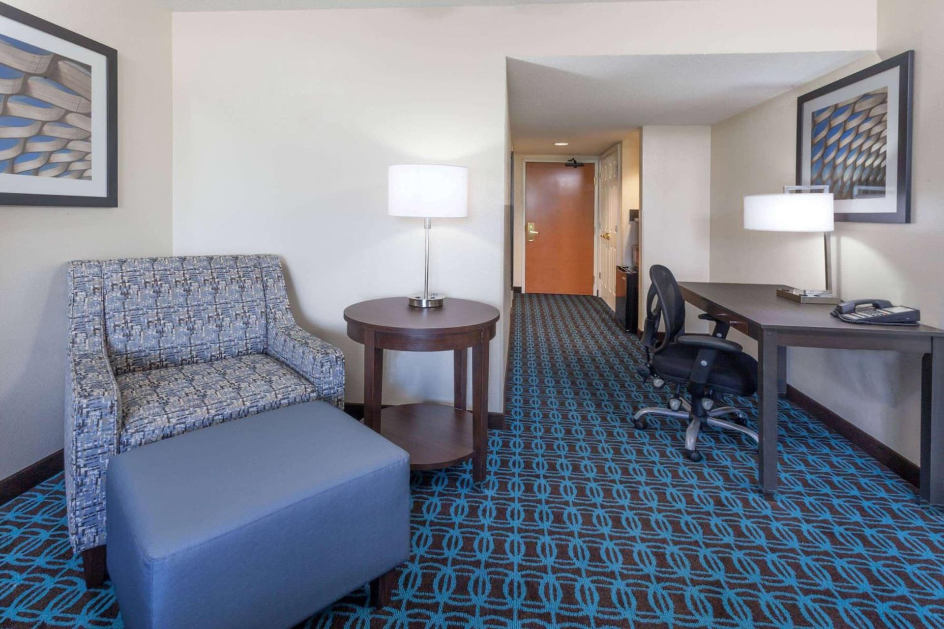 Wingate by Wyndham Chicago Schaumburg gallery photo in Schaumburg, IL — image 37