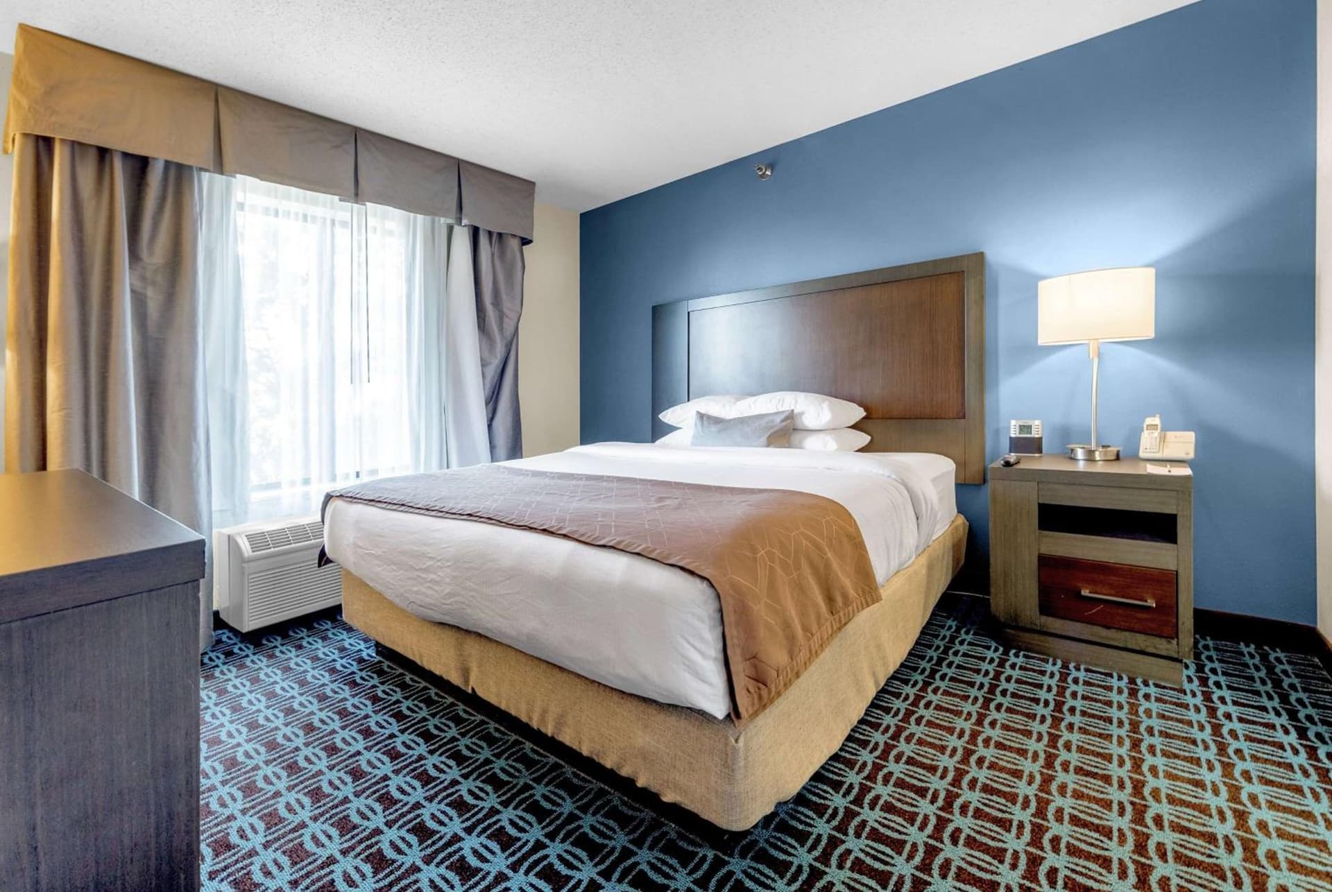 Wingate by Wyndham Chicago Schaumburg gallery photo in Schaumburg, IL — image 26