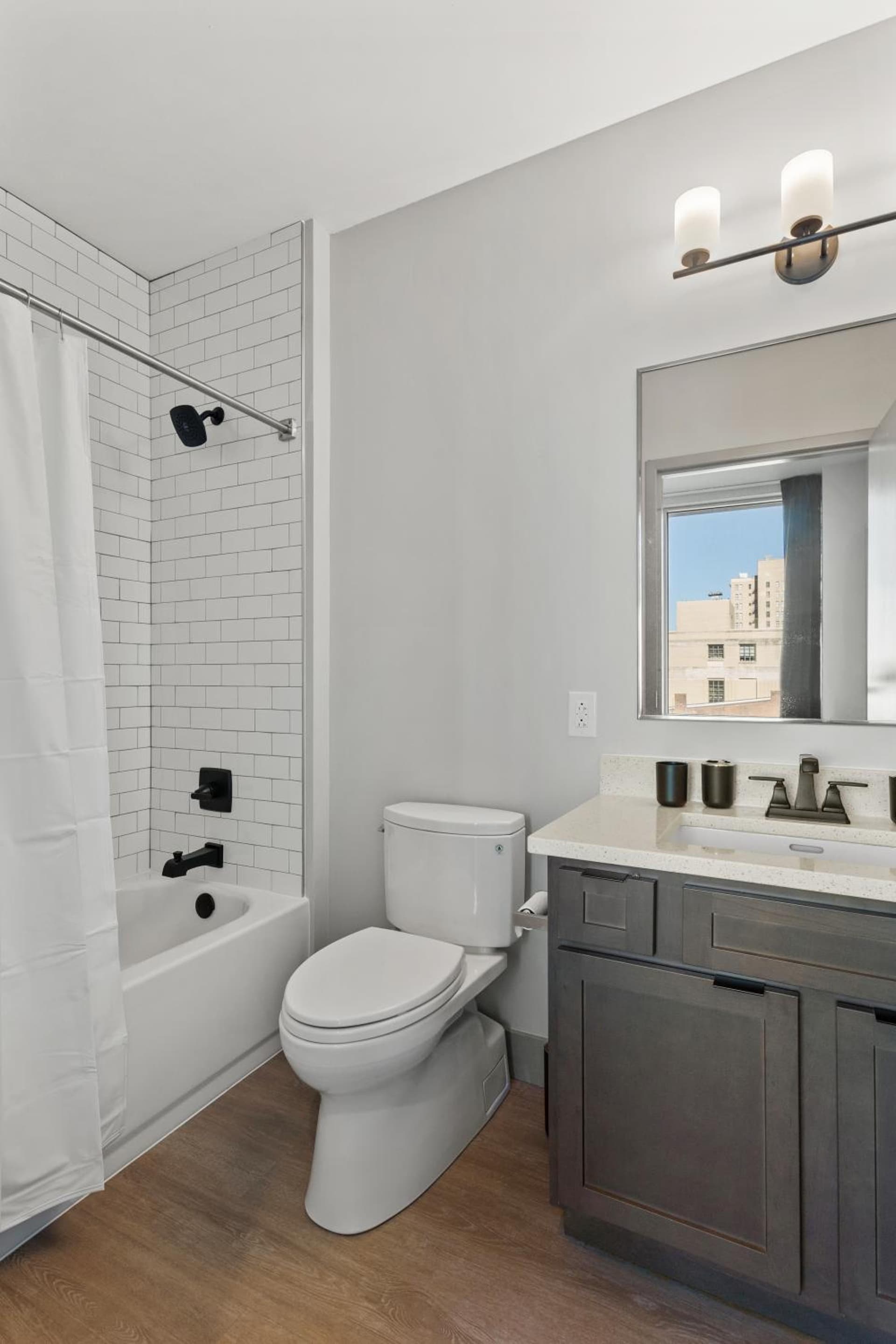 175 LEX - Walkable Downtown Lexington & Rupp Arena - Full Condos gallery photo in Lexington, KY — image 23