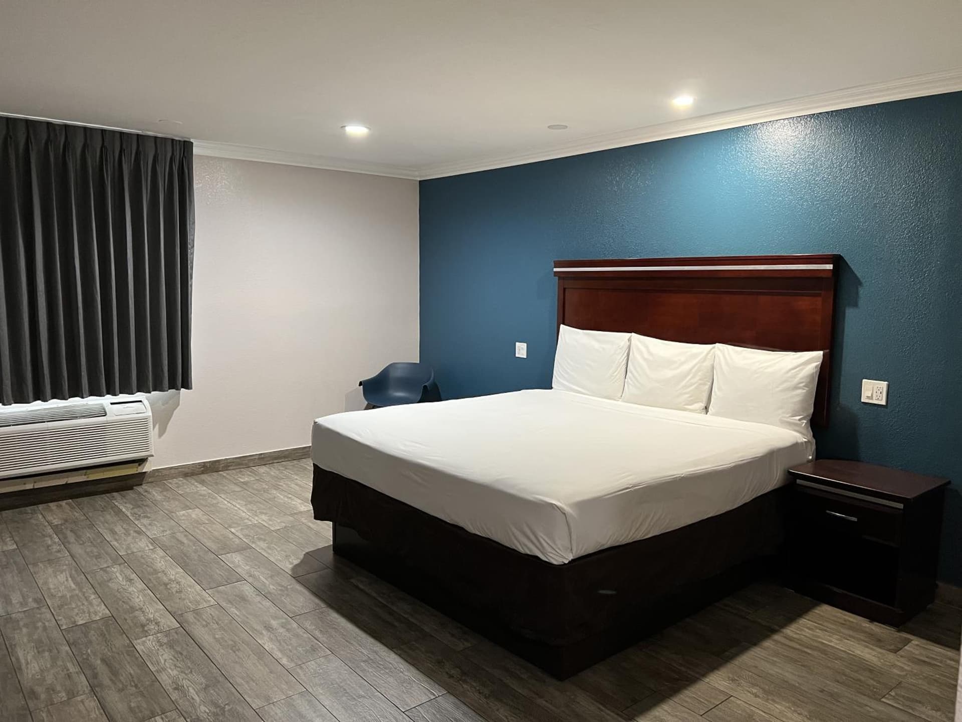 Super 8 by Wyndham Mesa Downtown Near Convention Center gallery photo in Mesa, AZ — image 29