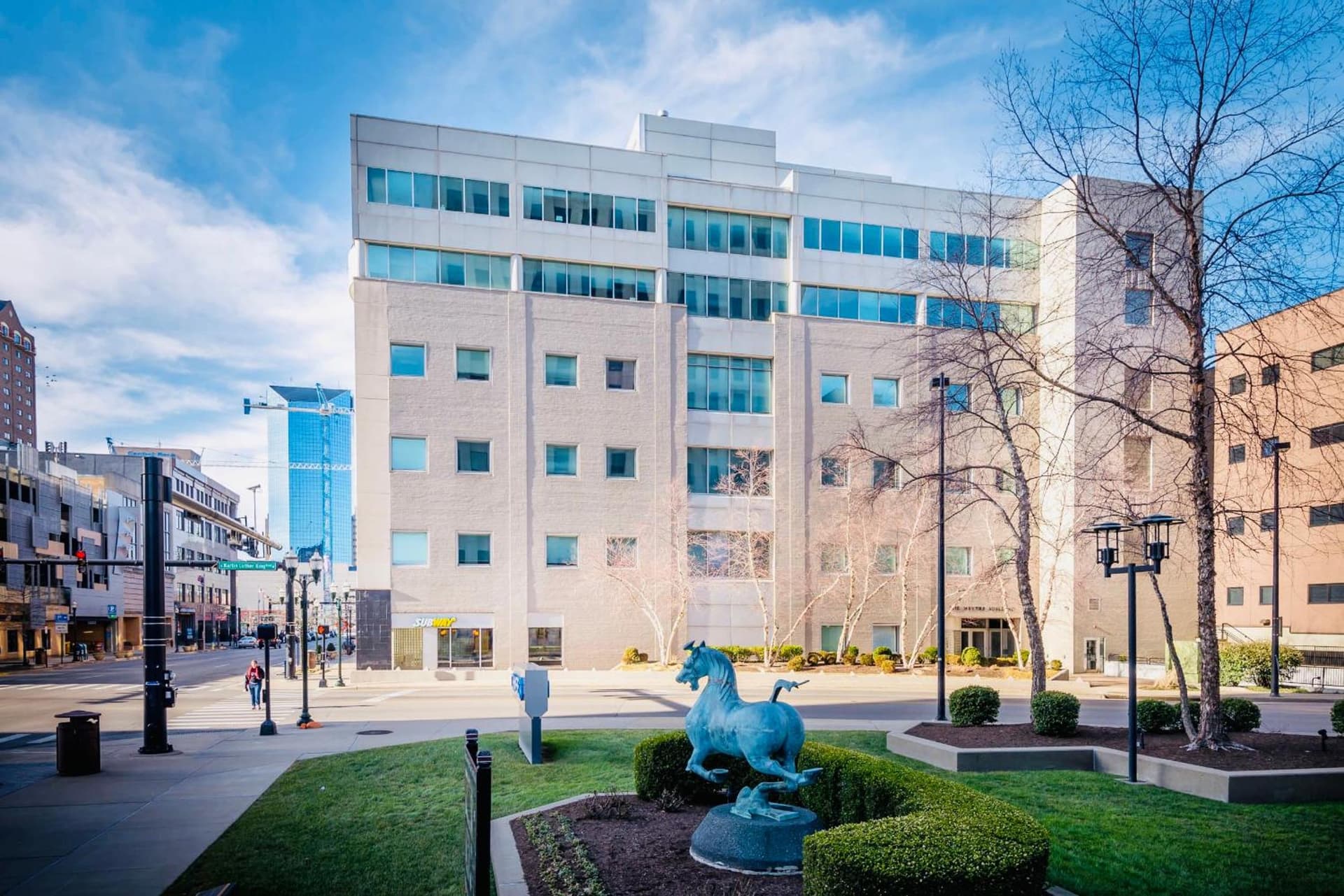 175 LEX - Walkable Downtown Lexington & Rupp Arena - Full Condos exterior or lobby in Lexington, KY — main listing photo