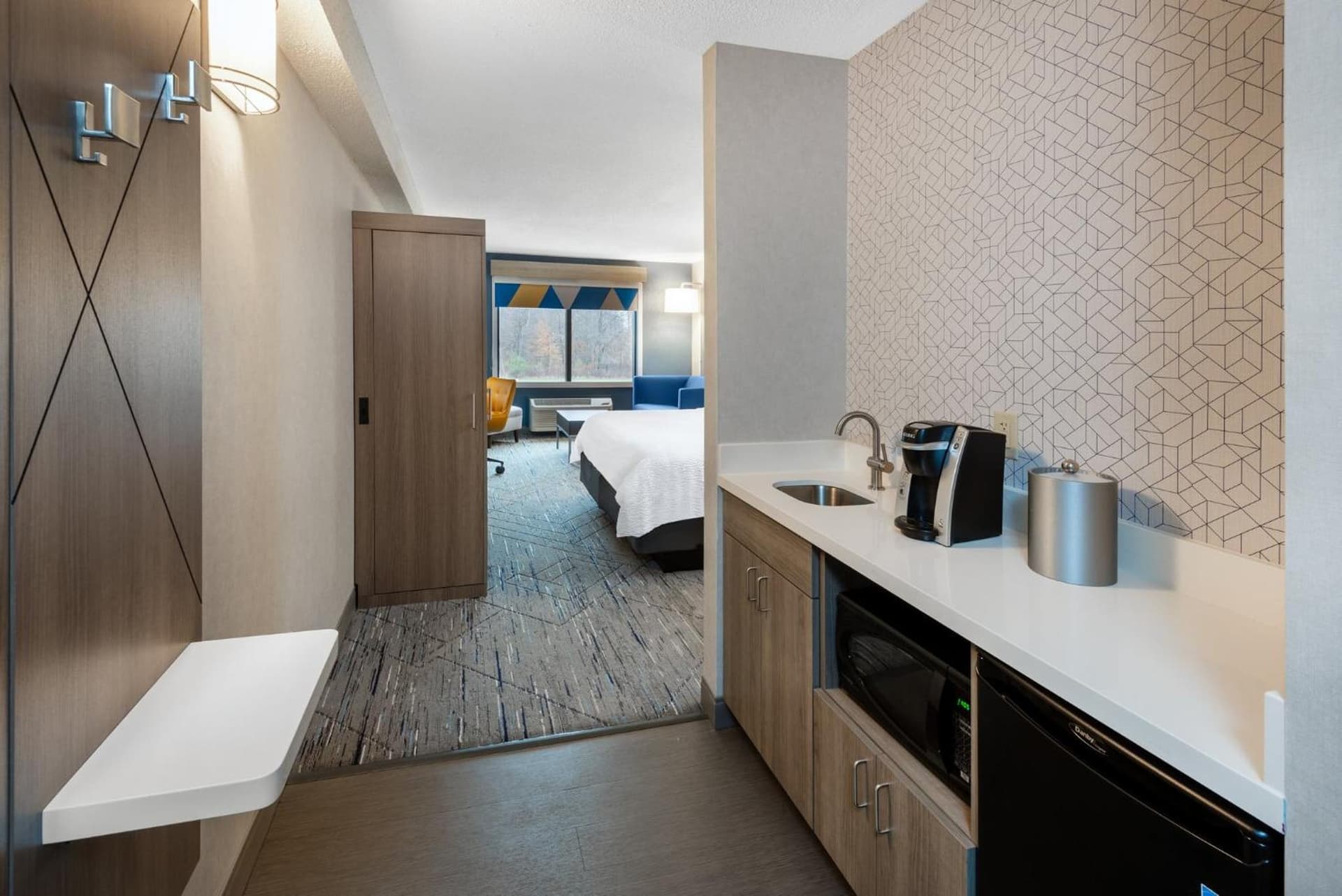 Holiday Inn Express & Suites Wadsworth by IHG gallery photo in Wadsworth, OH — image 38