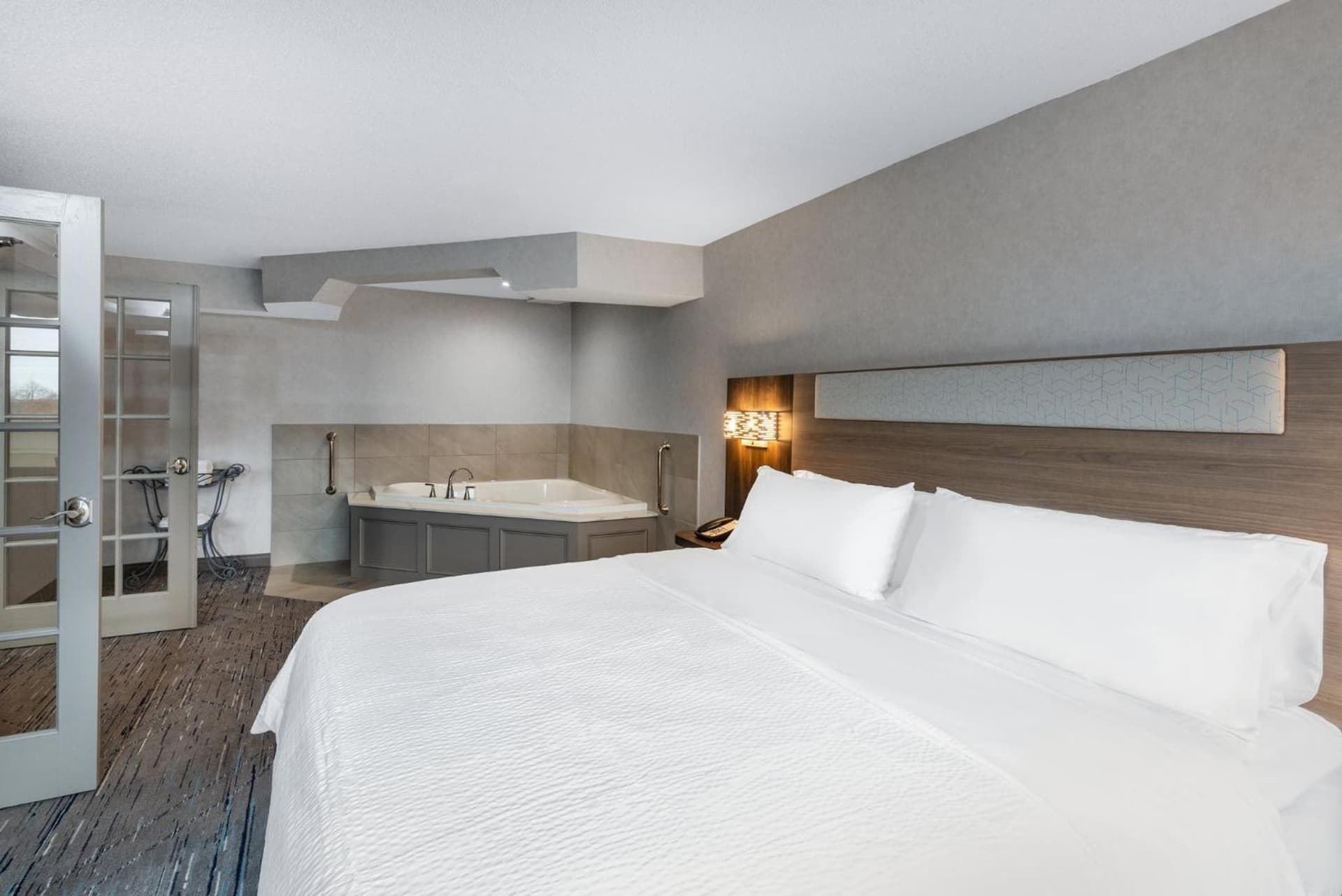 Holiday Inn Express & Suites Wadsworth by IHG gallery photo in Wadsworth, OH — image 18