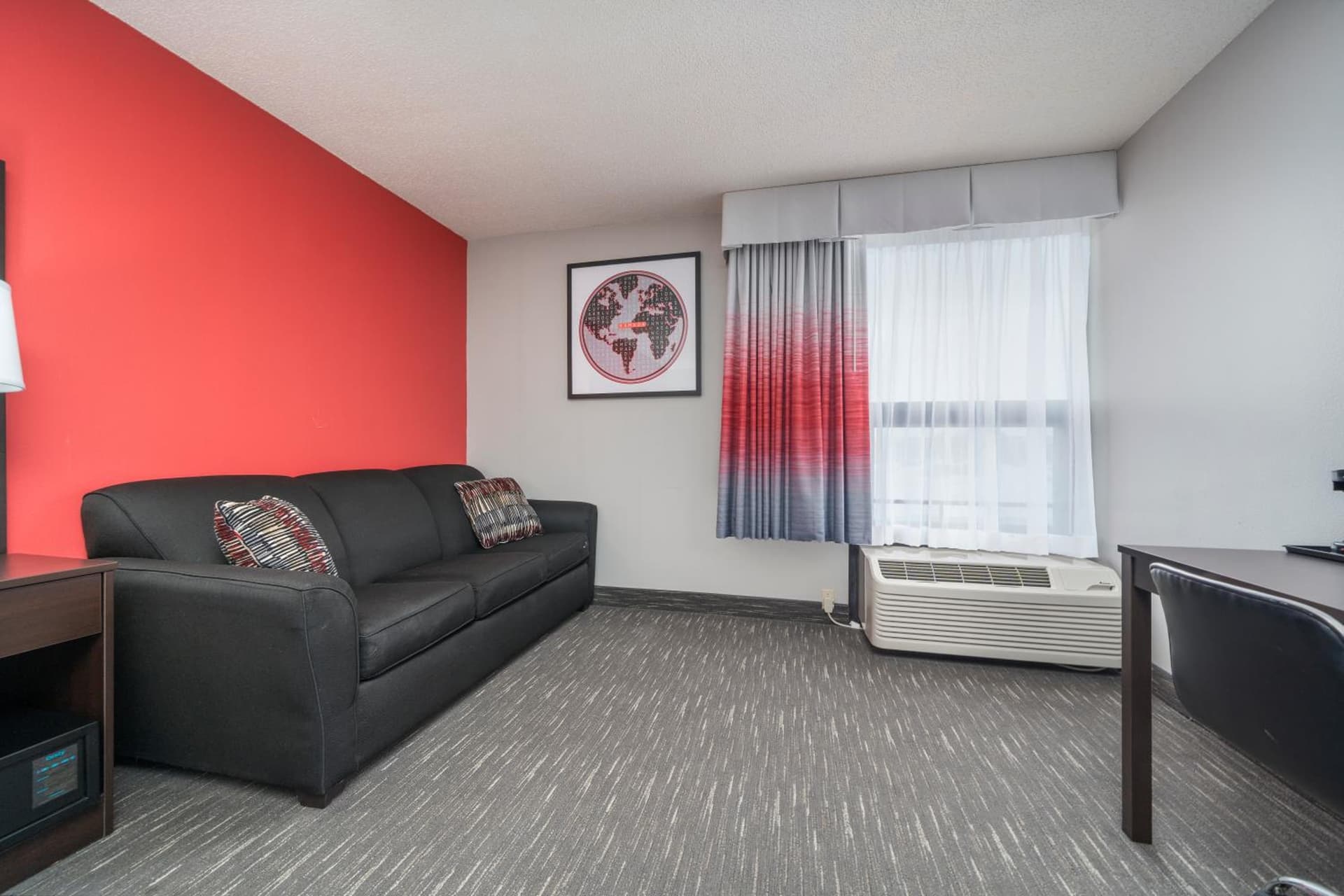 Ramada by Wyndham Sioux Falls Airport - Waterpark Resort & Event Center gallery photo in Sioux Falls, SD — image 76