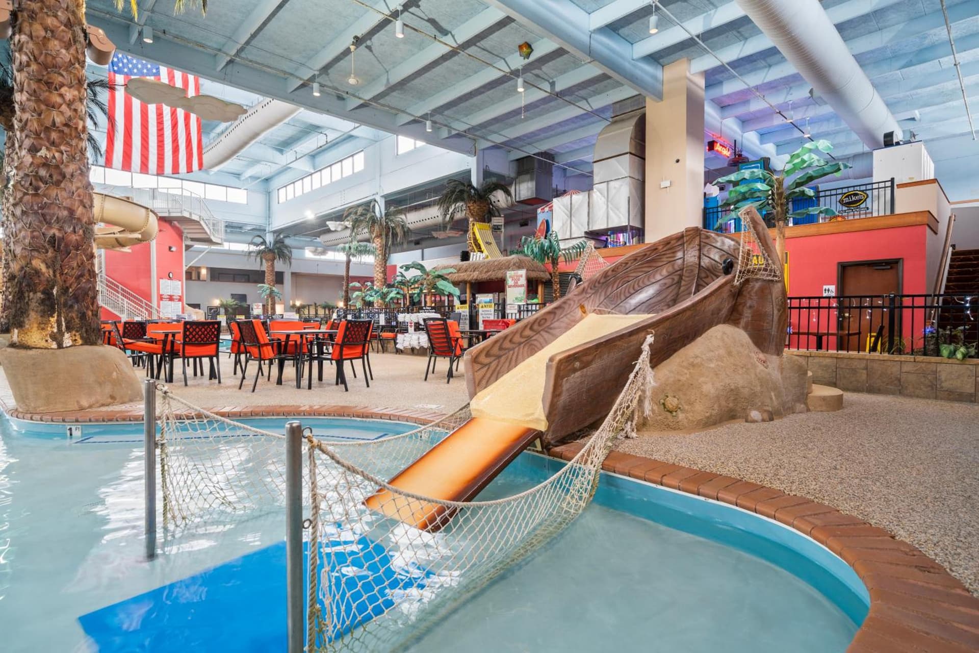 Ramada by Wyndham Sioux Falls Airport - Waterpark Resort & Event Center gallery photo in Sioux Falls, SD — image 43