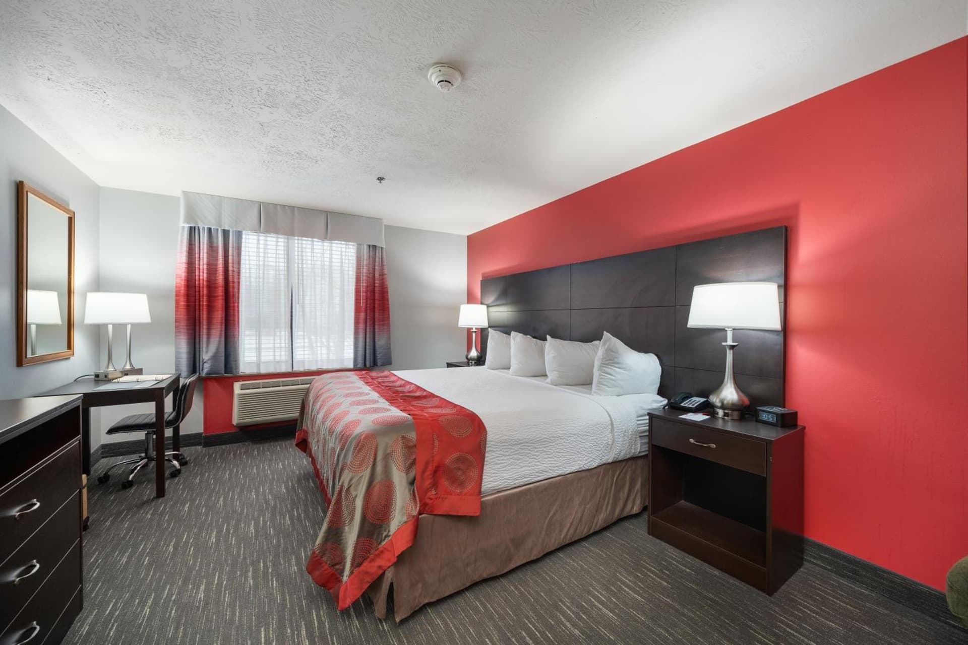 Ramada by Wyndham Sioux Falls Airport - Waterpark Resort & Event Center gallery photo in Sioux Falls, SD — image 100