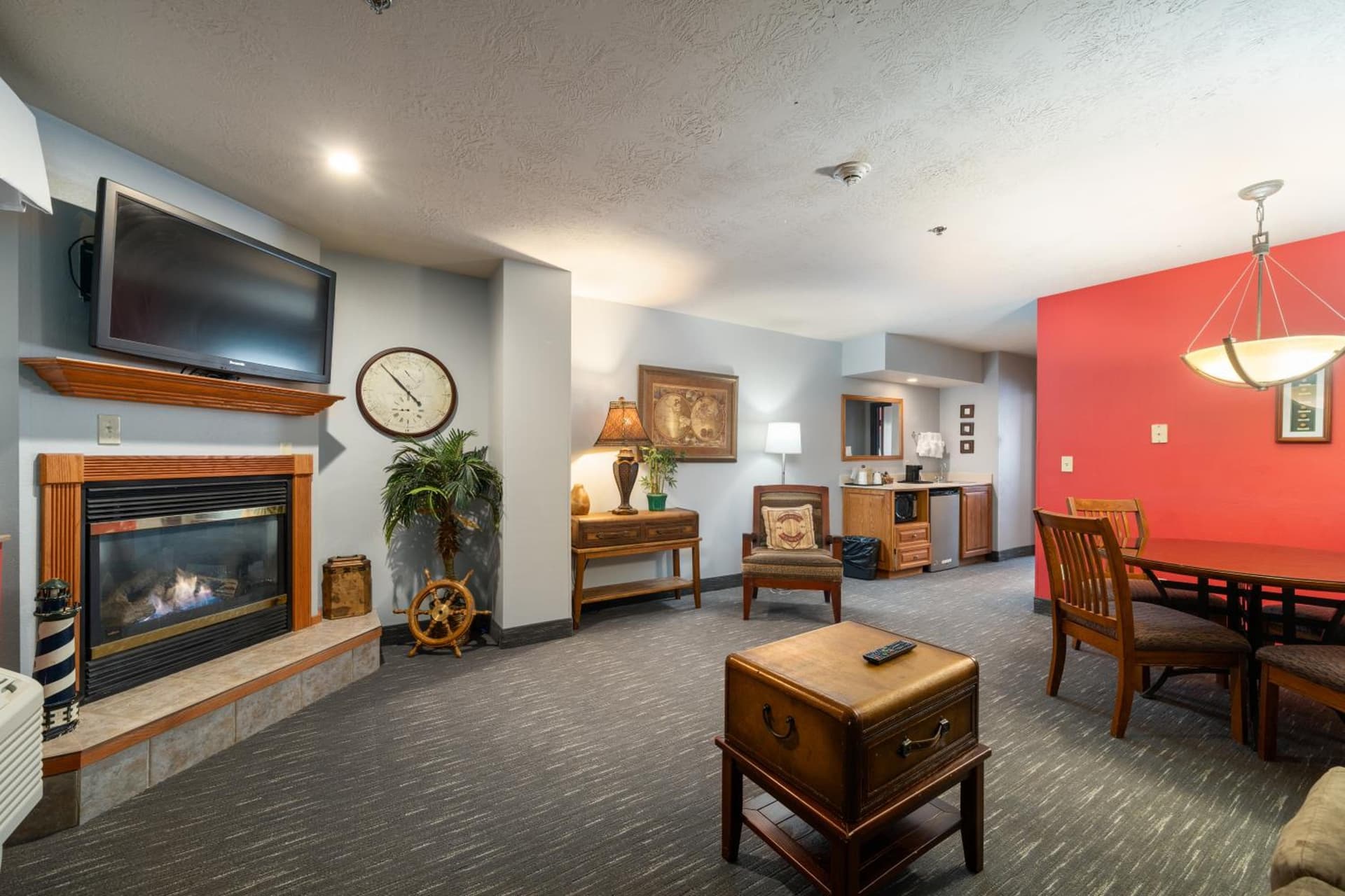 Ramada by Wyndham Sioux Falls Airport - Waterpark Resort & Event Center gallery photo in Sioux Falls, SD — image 67