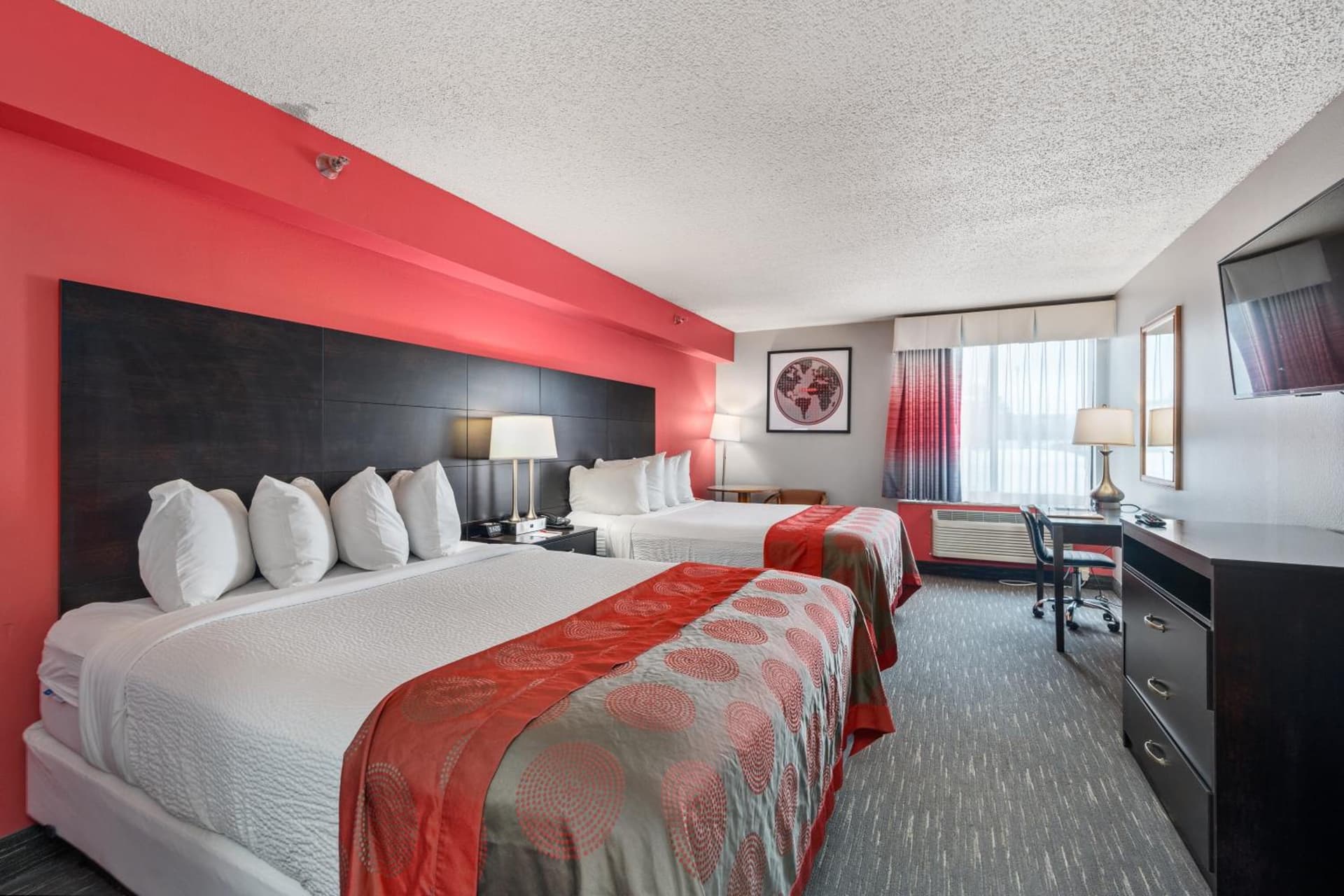 Ramada by Wyndham Sioux Falls Airport - Waterpark Resort & Event Center interior in Sioux Falls, SD — gallery photo 2