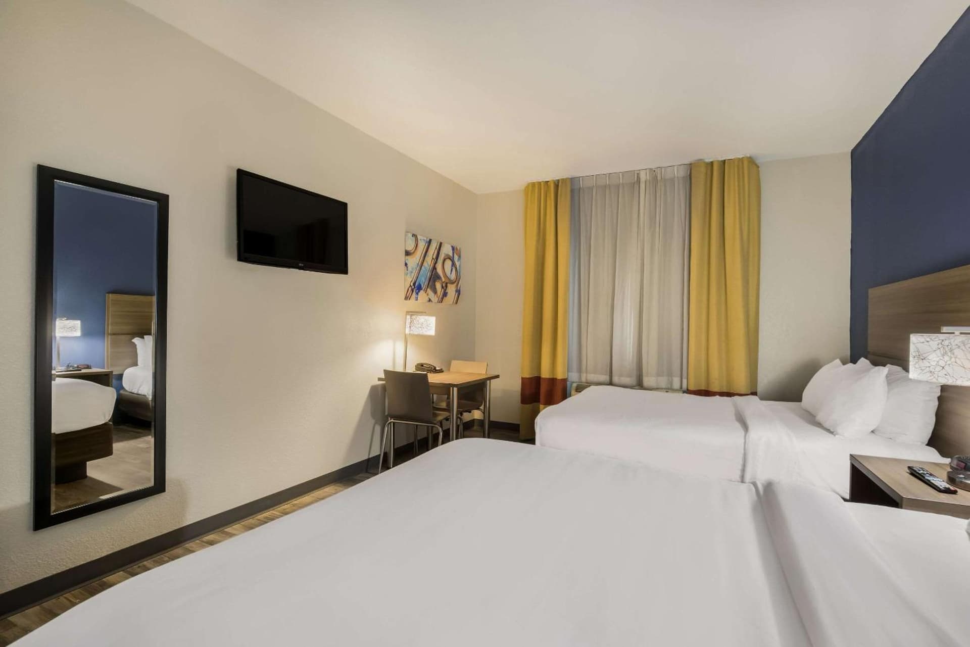 MainStay Suites Joliet I-80 gallery photo in Joliet, IL — image 21