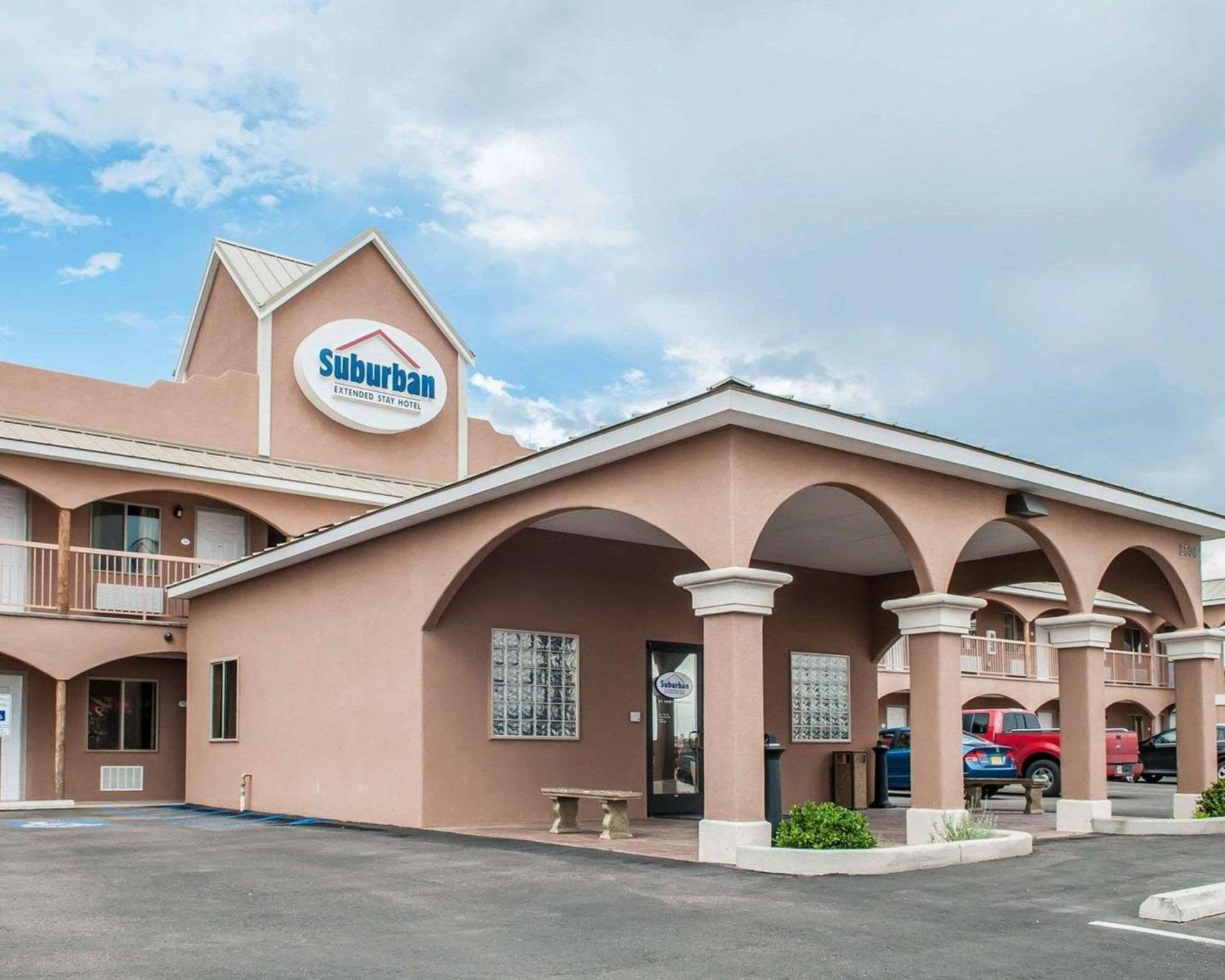 Suburban Studios Alamogordo — hotel in Alamogordo, New Mexico