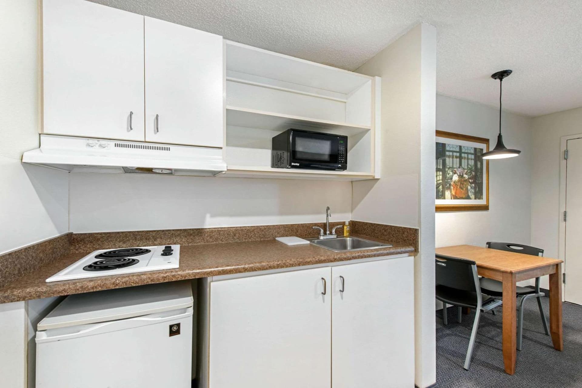 Birch Hill Suites - Lakeland gallery photo in Lakeland, FL — image 18