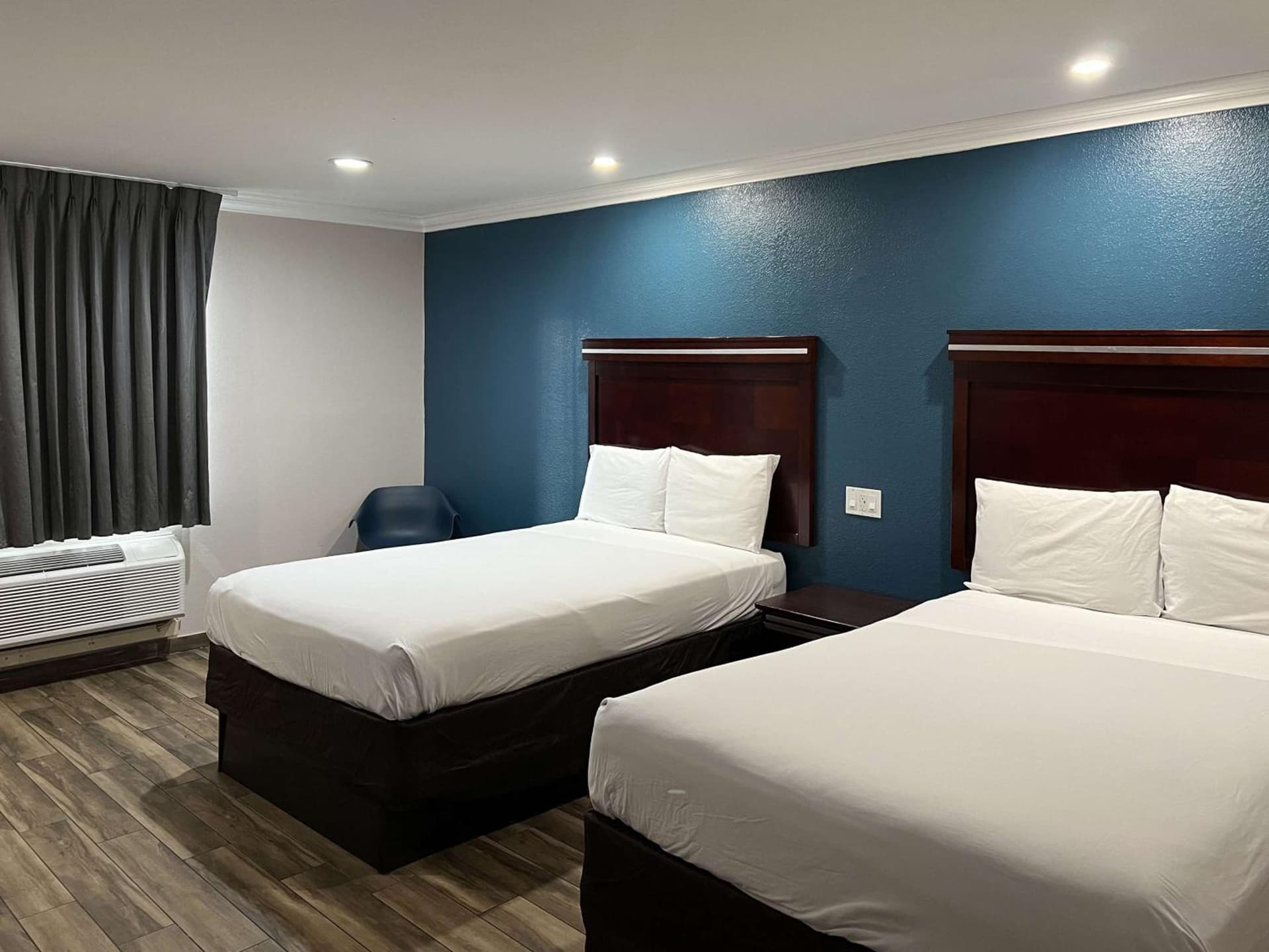 Super 8 by Wyndham Mesa Downtown Near Convention Center gallery photo in Mesa, AZ — image 39