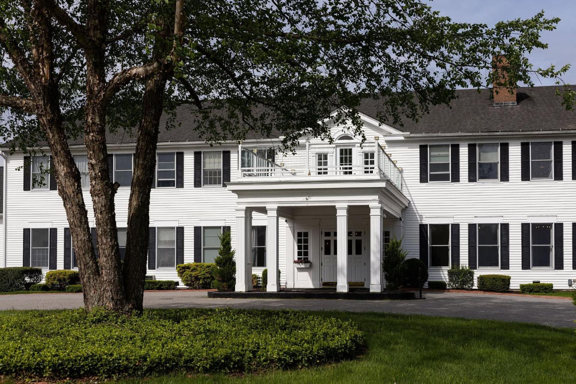 The Litchfield Inn featured exterior or lobby in Litchfield — similar hotel