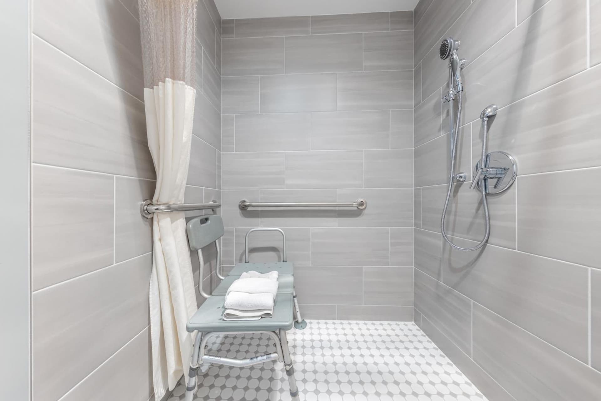 La Quinta Inn by Wyndham Lynnwood gallery photo in Lynnwood, WA — image 11