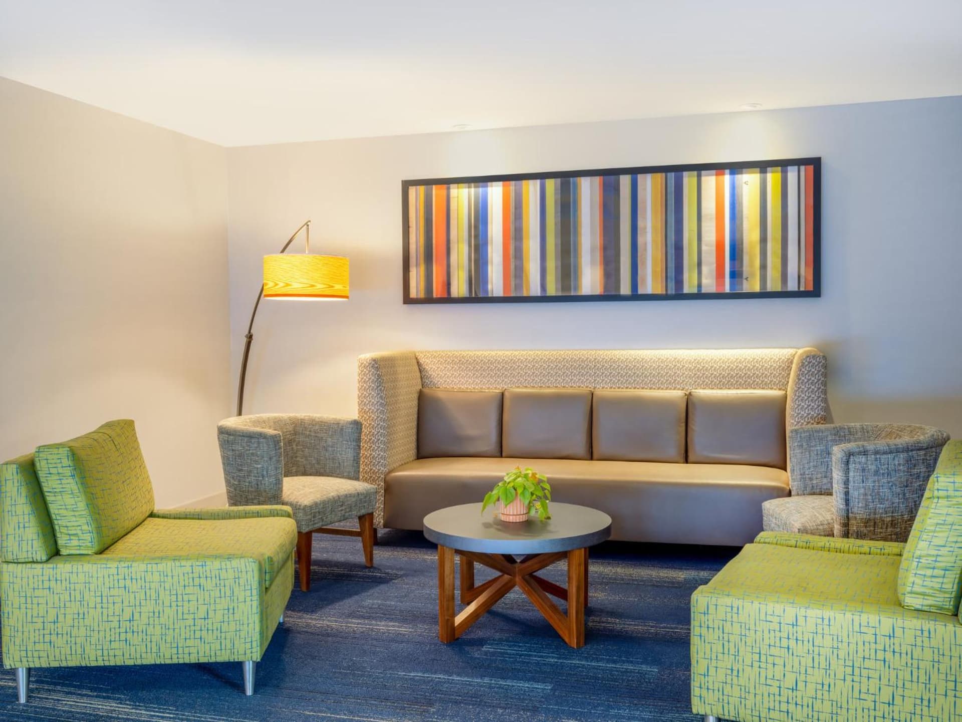 Holiday Inn Express Hotel & Suites Beaumont Northwest by IHG gallery photo in Beaumont, TX — image 11