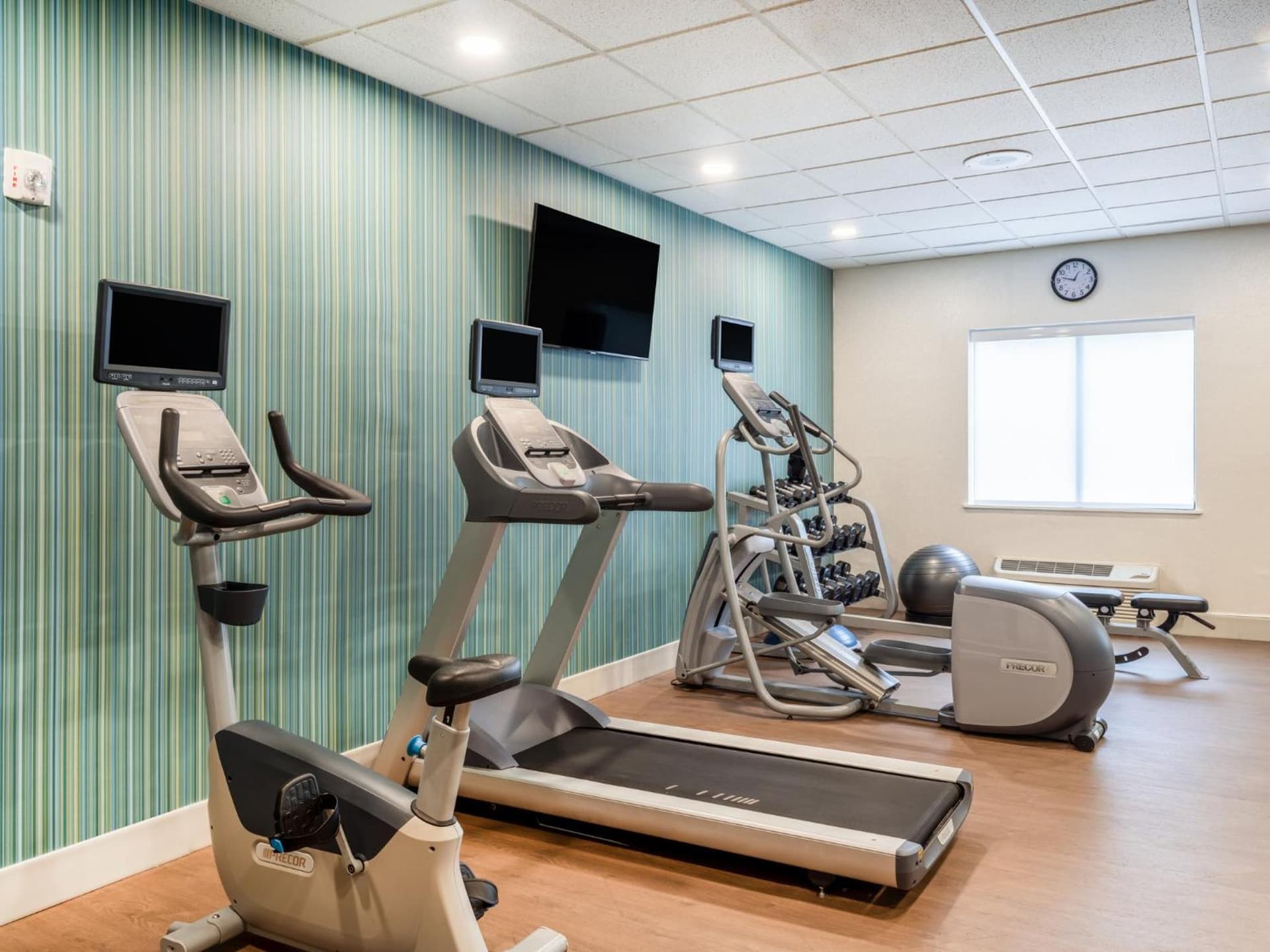 Holiday Inn Express Hotel & Suites Beaumont Northwest by IHG gallery photo in Beaumont, TX — image 26