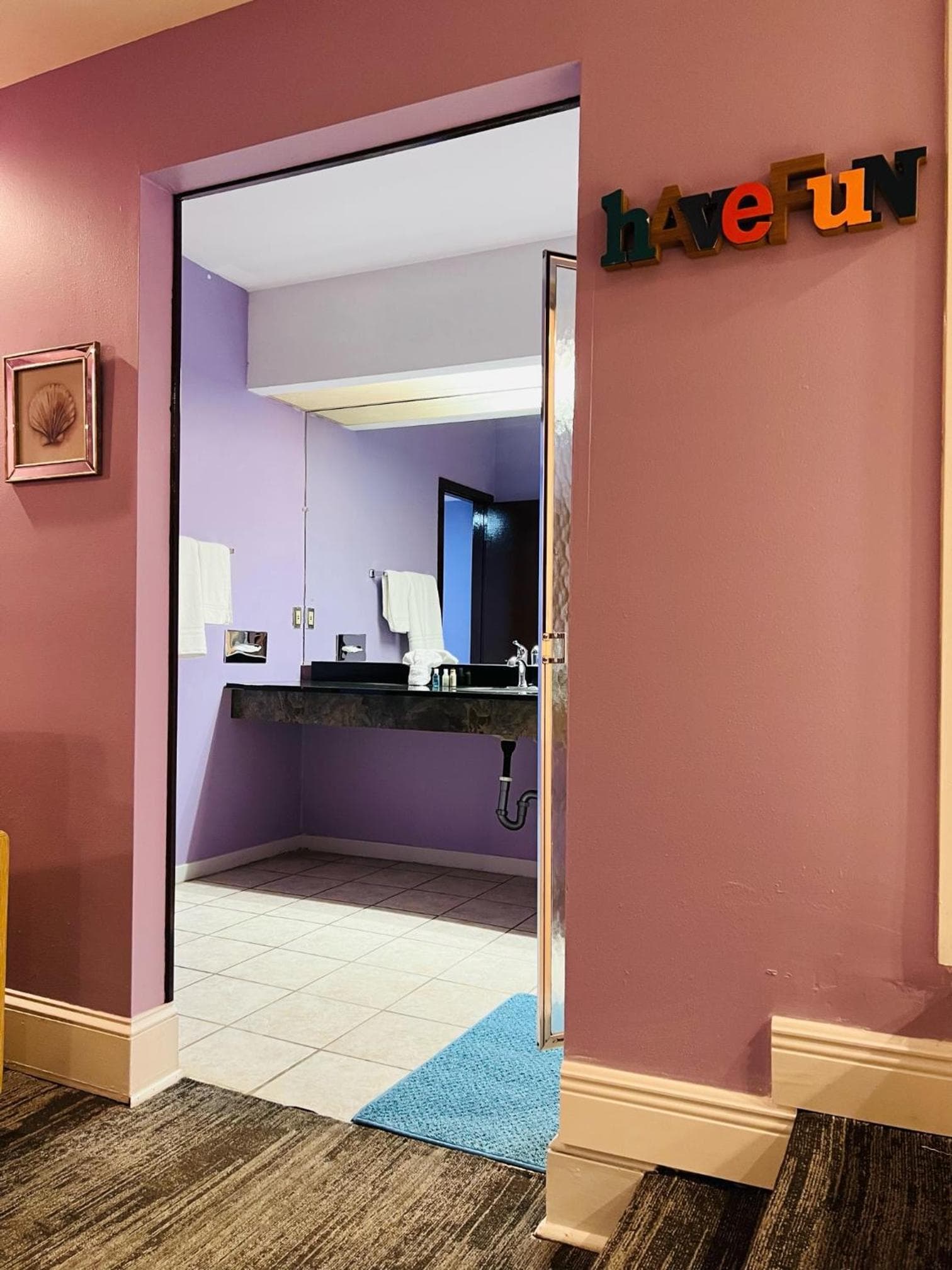 Inn of the Dove Harrisburg-Hershey Romantic Suites property views in Harrisburg, PA — gallery photo 3