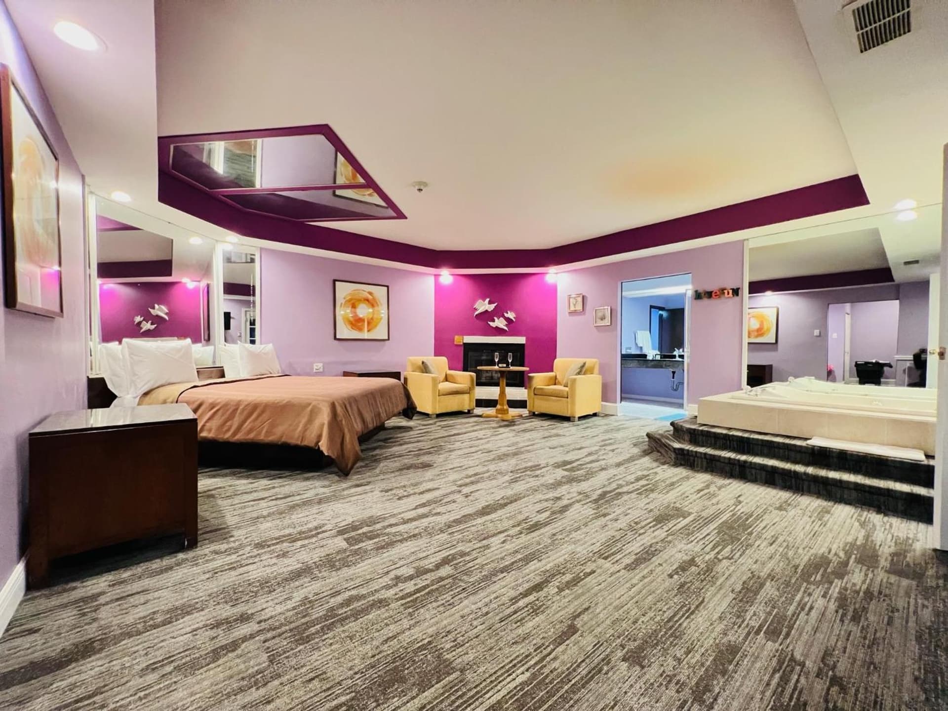 Inn of the Dove Harrisburg-Hershey Romantic Suites gallery photo in Harrisburg, PA — image 29