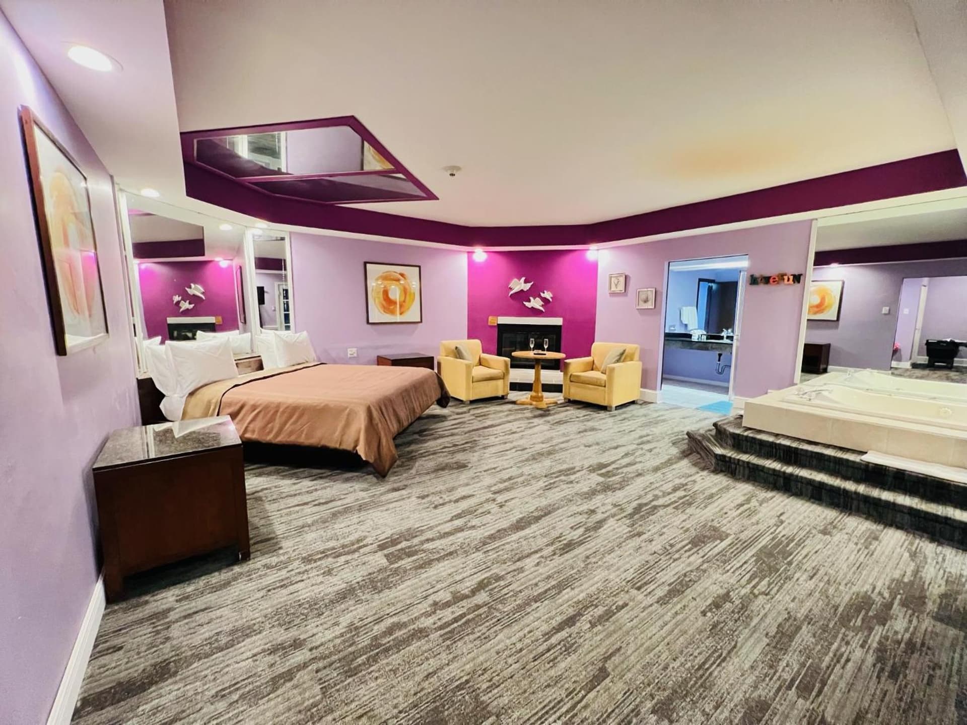 Inn of the Dove Harrisburg-Hershey Romantic Suites gallery photo in Harrisburg, PA — image 142