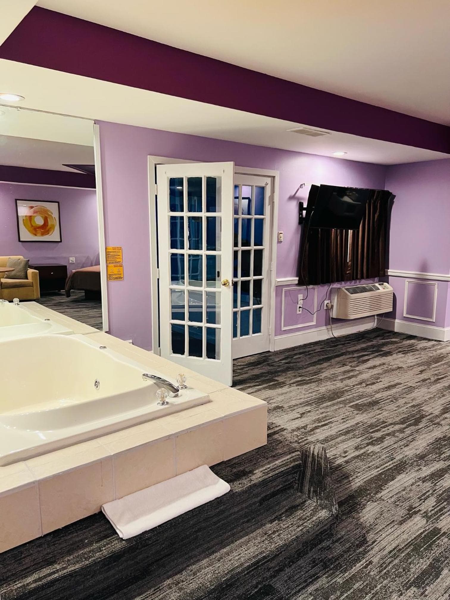Inn of the Dove Harrisburg-Hershey Romantic Suites gallery photo in Harrisburg, PA — image 85