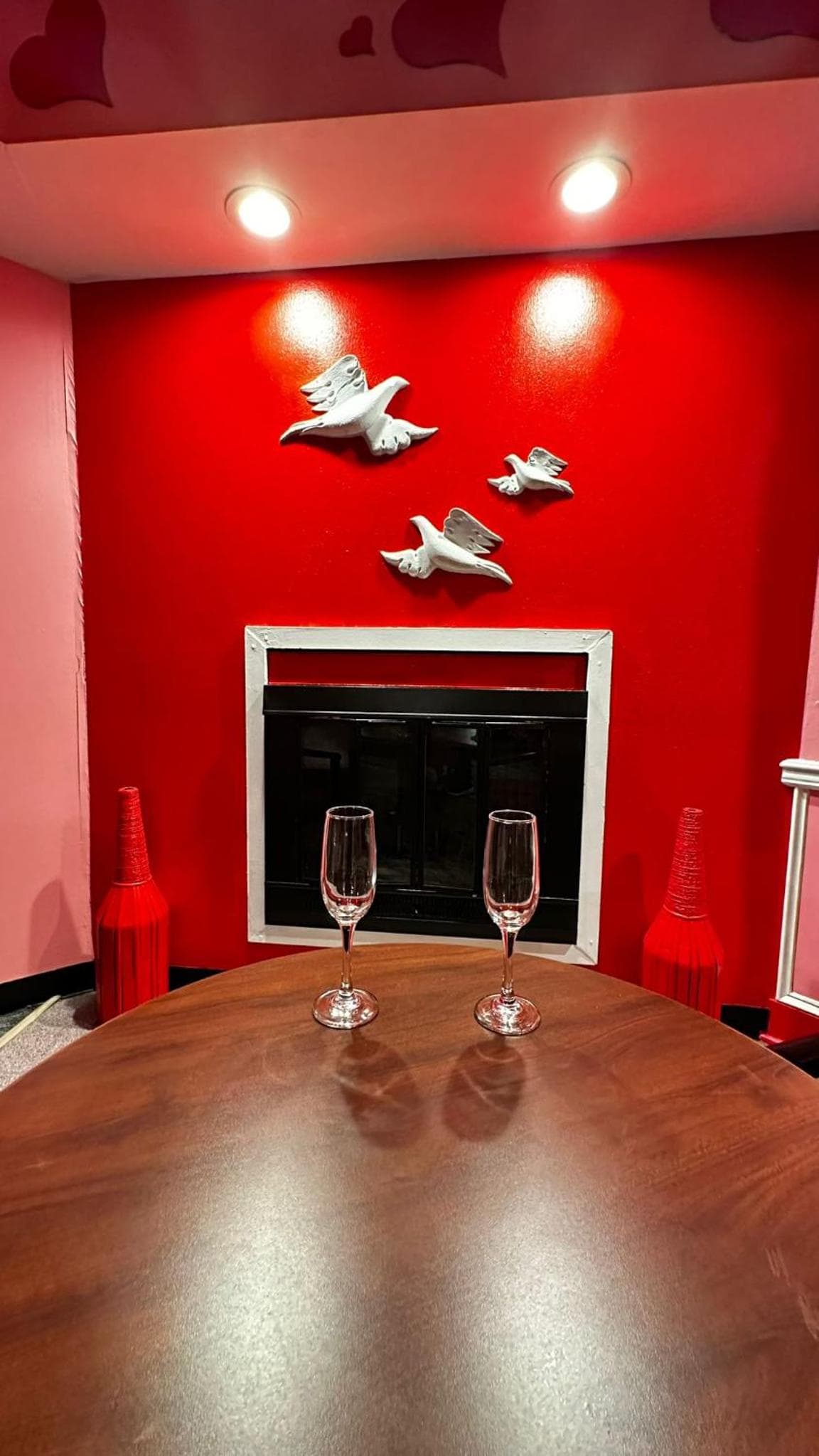 Inn of the Dove Harrisburg-Hershey Romantic Suites gallery photo in Harrisburg, PA — image 176