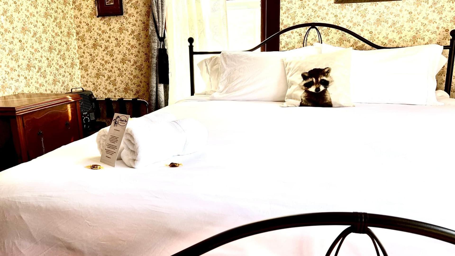 Hotel La More at The Bisbee Inn interior in Bisbee, AZ — gallery photo 2
