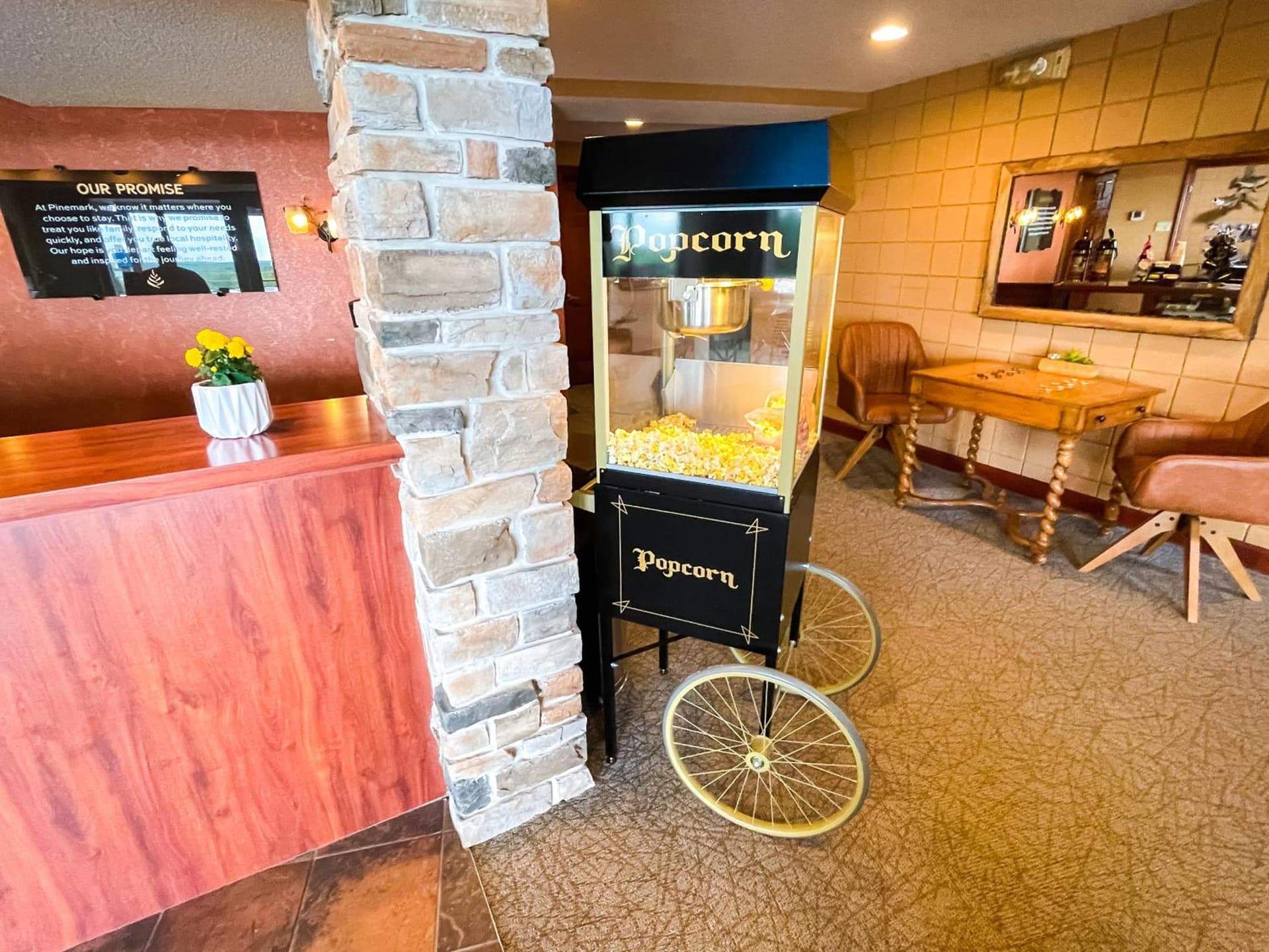PINEMARK Inn Suites Events interior in Saint Clair, MO — gallery photo 2