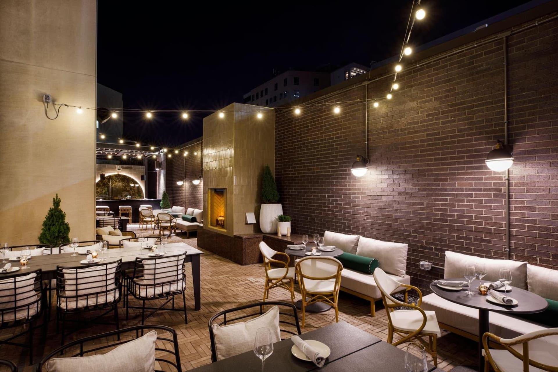 Hotel Indy, Indianapolis, a Tribute Portfolio Hotel — hotel in Indianapolis, Indiana