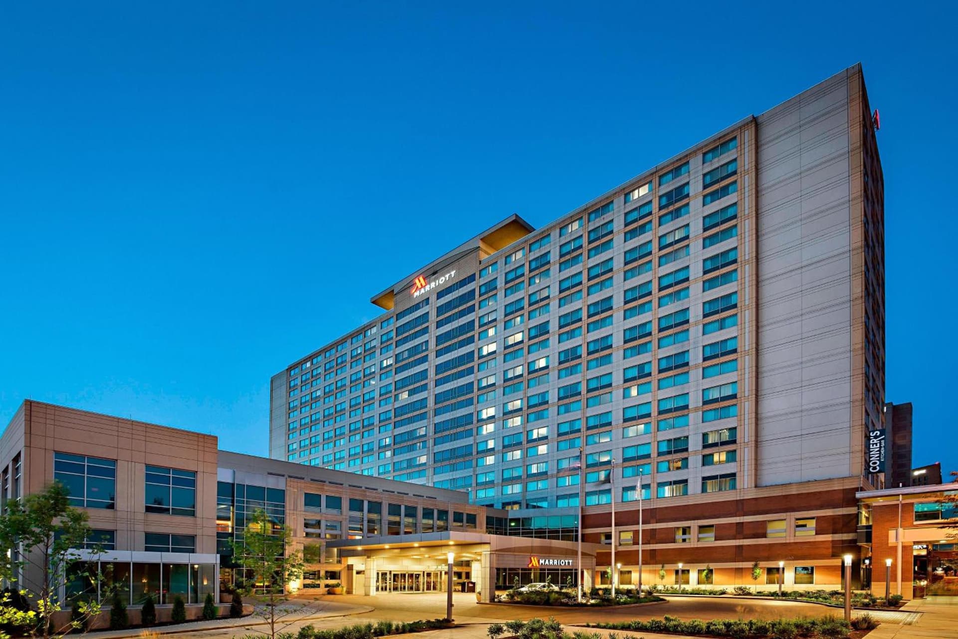 Indianapolis Marriott Downtown property views in Indianapolis, IN — gallery photo 3
