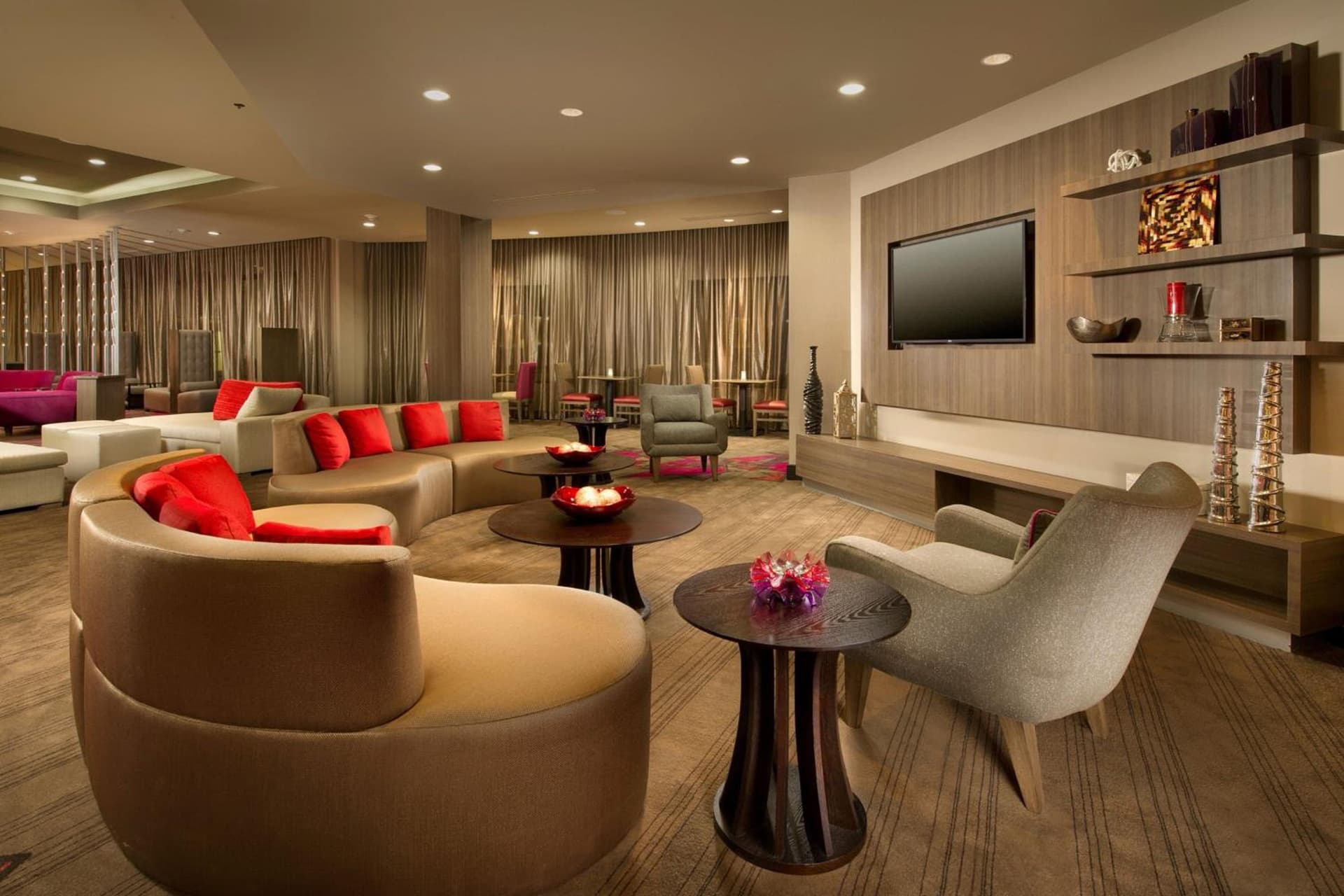 Courtyard by Marriott Dallas DFW Airport North/Grapevine property views in Grapevine, TX — gallery photo 3