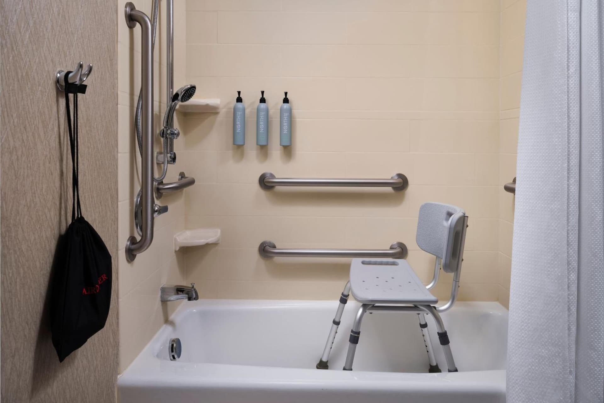Courtyard by Marriott Dallas DFW Airport North/Grapevine gallery photo in Grapevine, TX — image 32