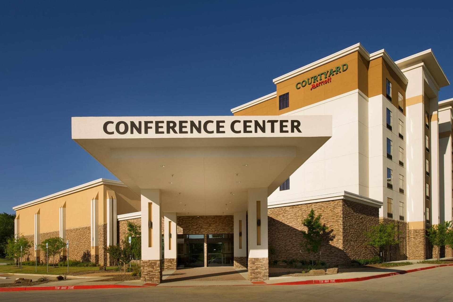 Courtyard by Marriott Dallas DFW Airport North/Grapevine gallery photo in Grapevine, TX — image 19