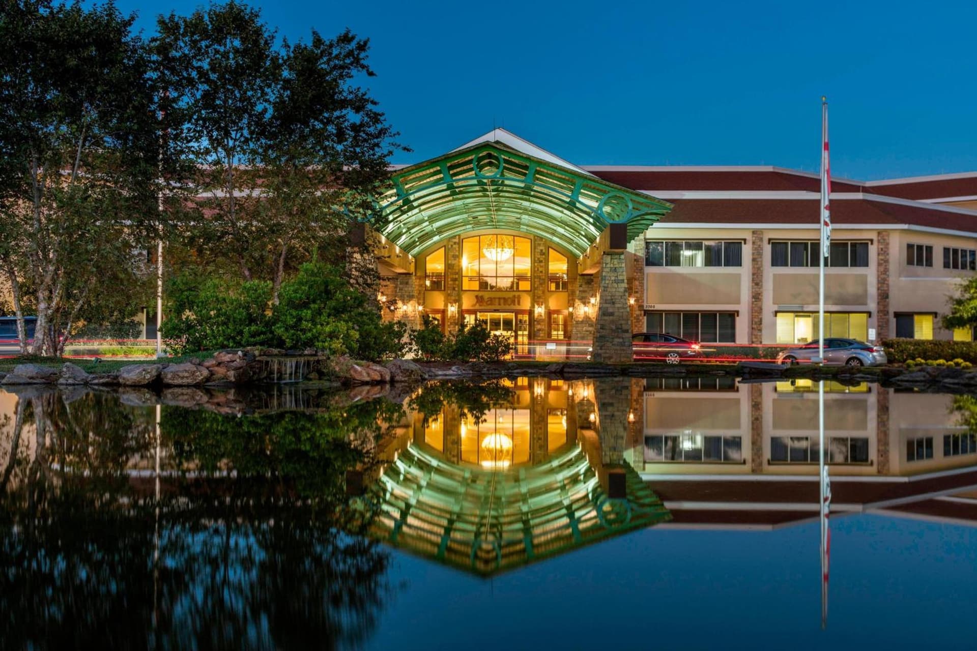 Auburn Marriott Opelika Resort & Spa at Grand National property views in Opelika, AL — gallery photo 3