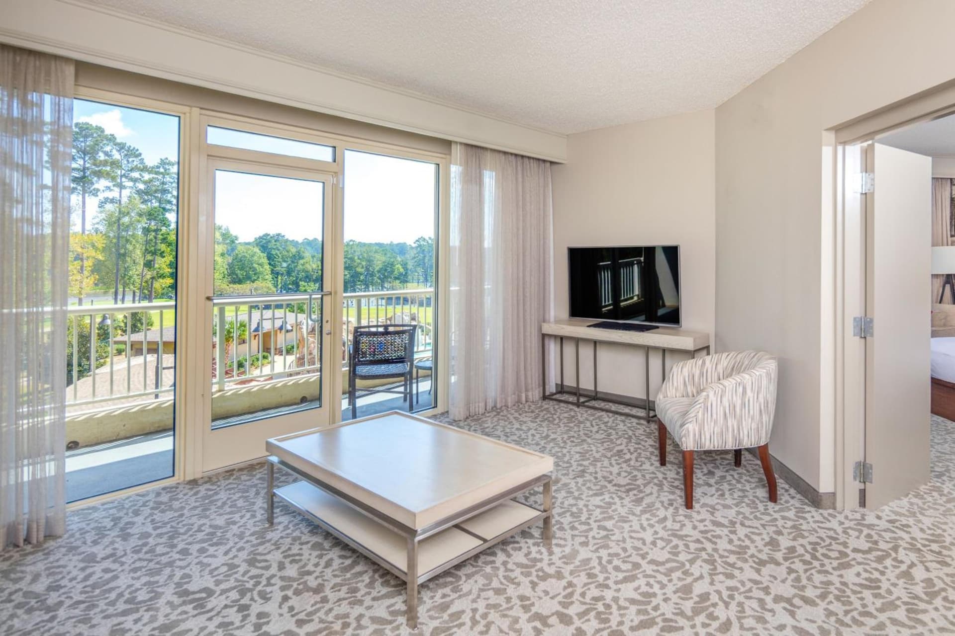 Auburn Marriott Opelika Resort & Spa at Grand National gallery photo in Opelika, AL — image 19