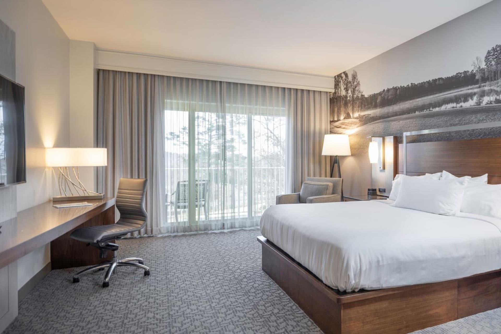 Auburn Marriott Opelika Resort & Spa at Grand National gallery photo in Opelika, AL — image 64