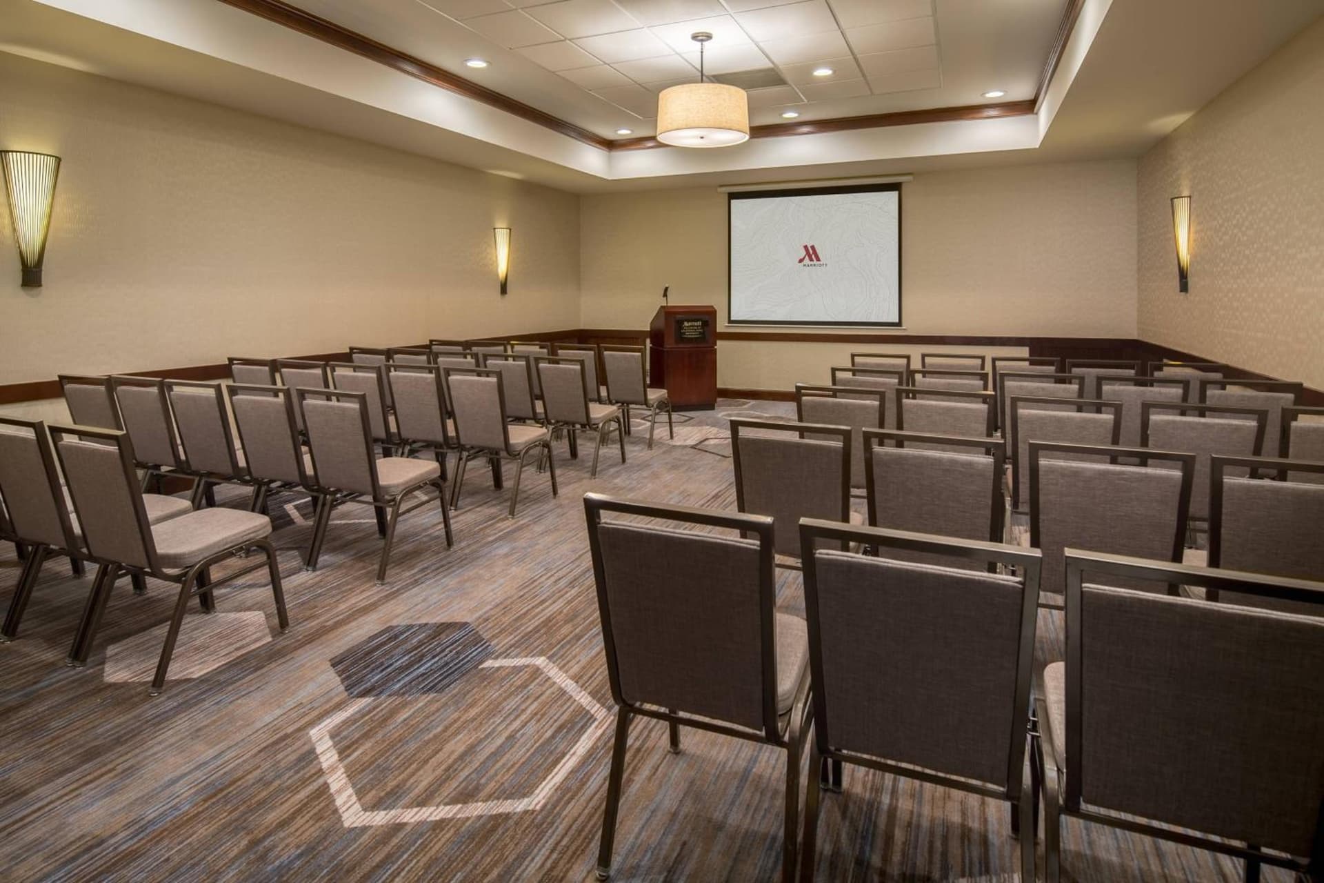 Fullerton Marriott at California State University gallery photo in Fullerton, CA — image 19