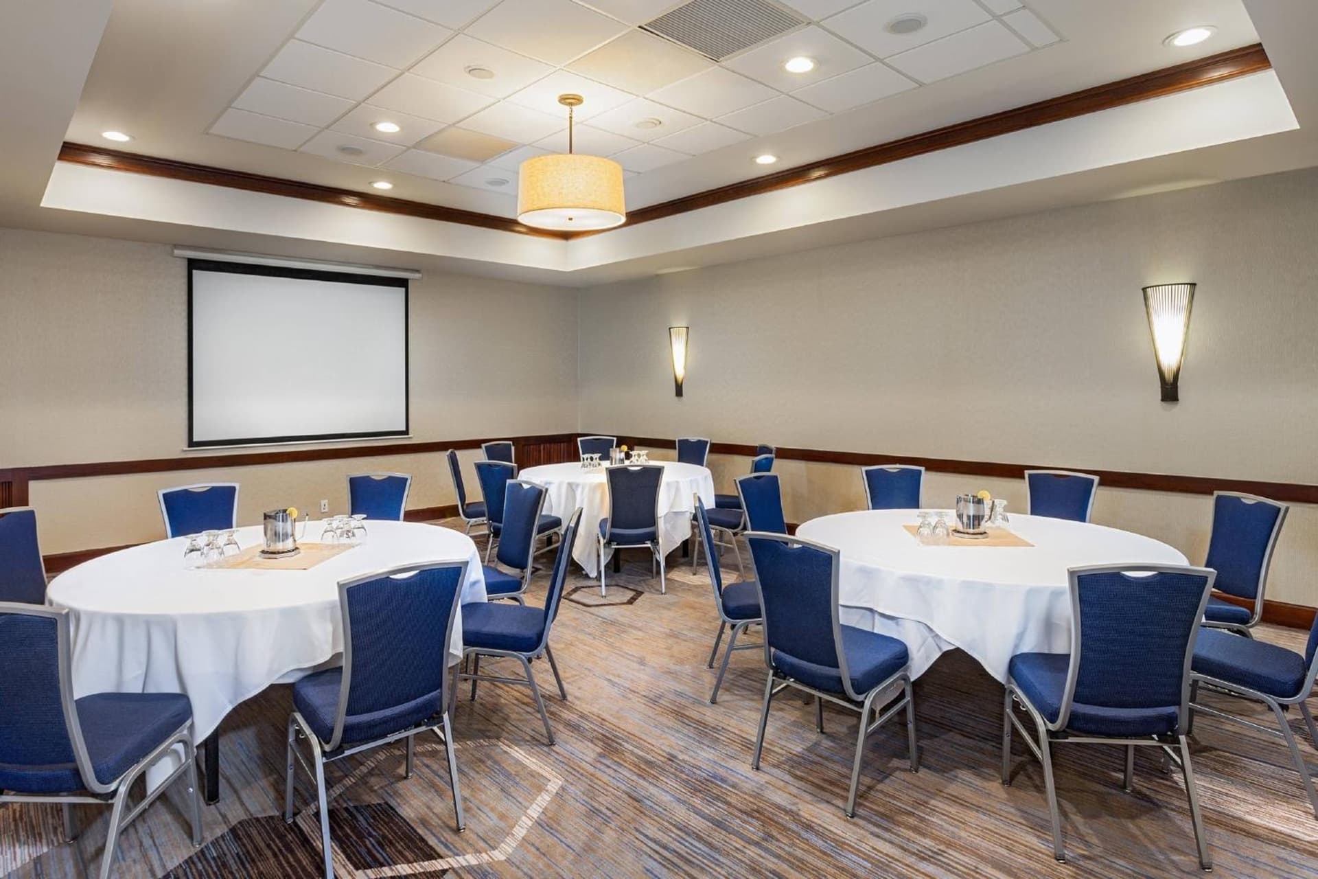 Fullerton Marriott at California State University gallery photo in Fullerton, CA — image 43