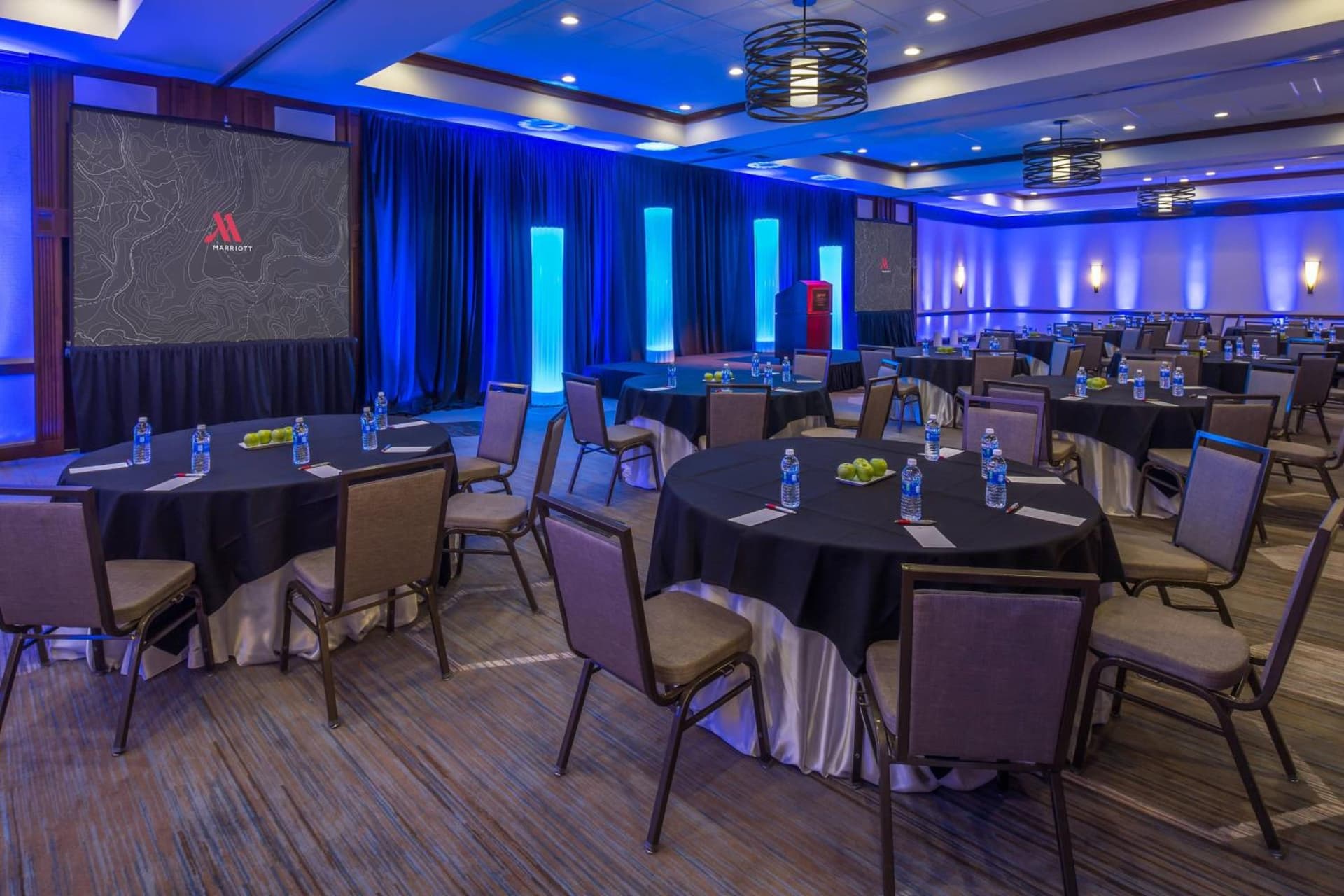 Fullerton Marriott at California State University gallery photo in Fullerton, CA — image 21