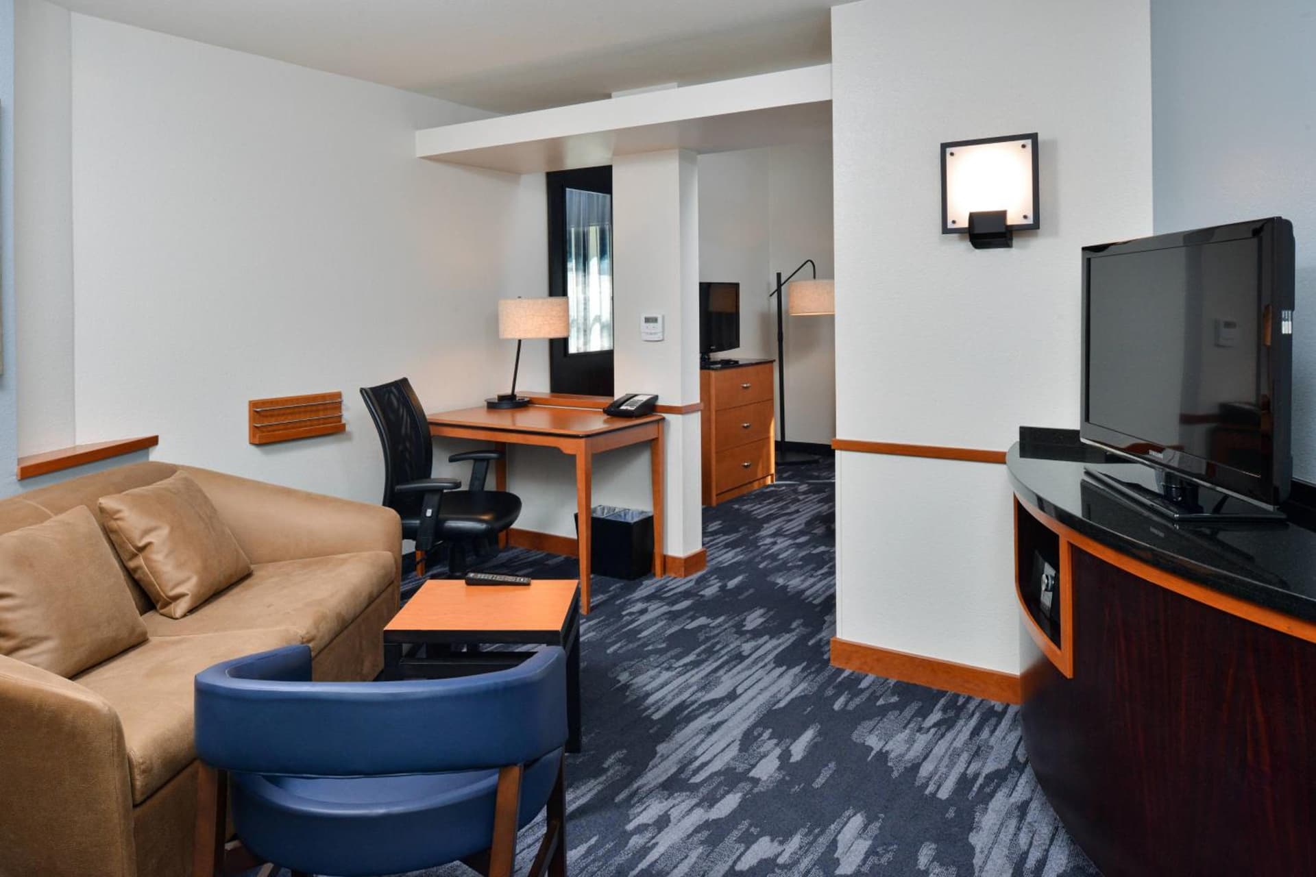 Fairfield Inn & Suites Santa Cruz - Capitola interior in Capitola, CA — gallery photo 2