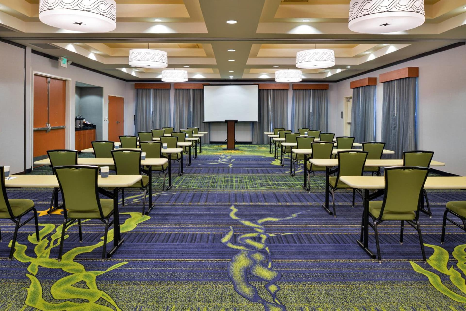 Fairfield Inn & Suites Santa Cruz - Capitola gallery photo in Capitola, CA — image 8