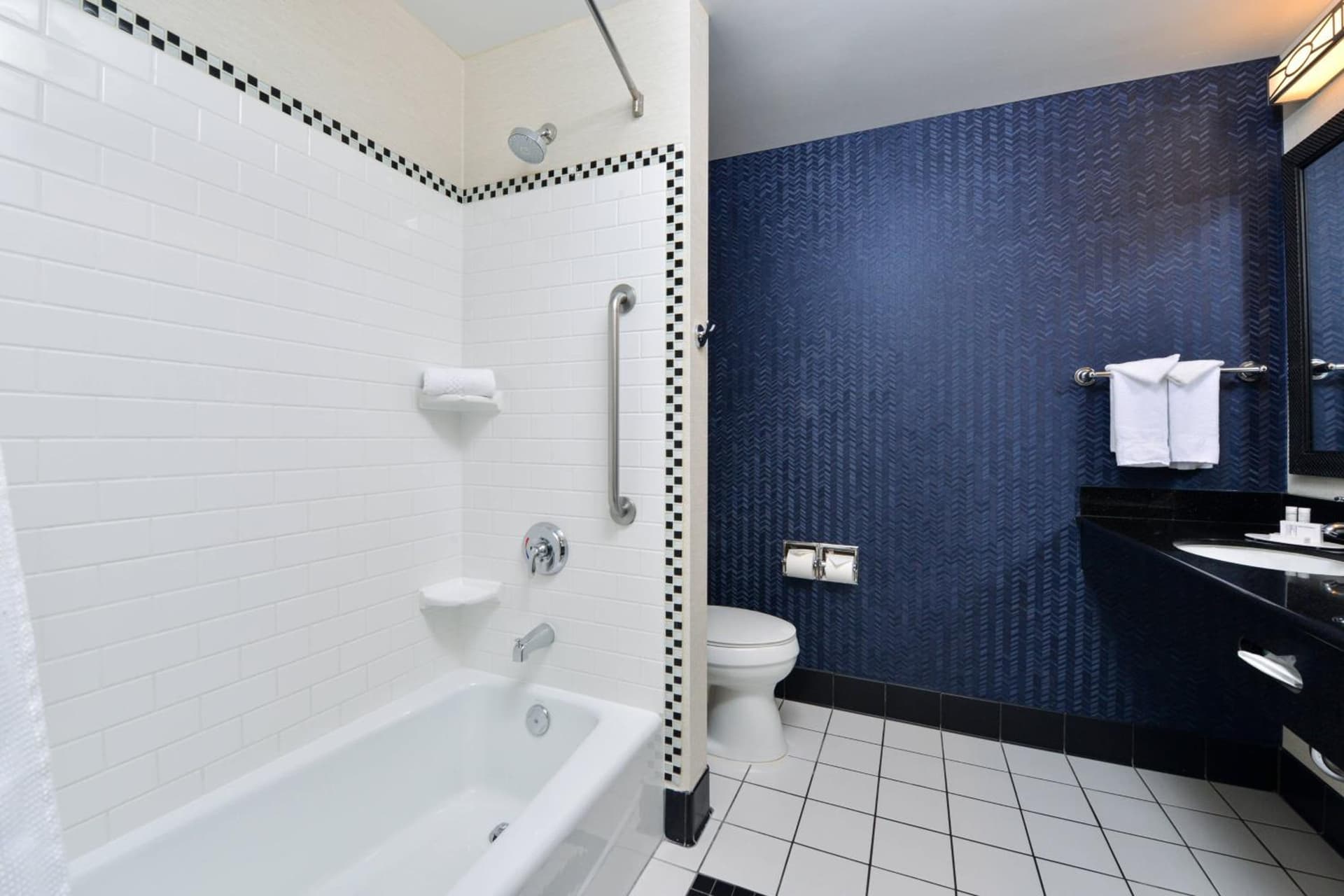 Fairfield Inn & Suites Santa Cruz - Capitola gallery photo in Capitola, CA — image 43