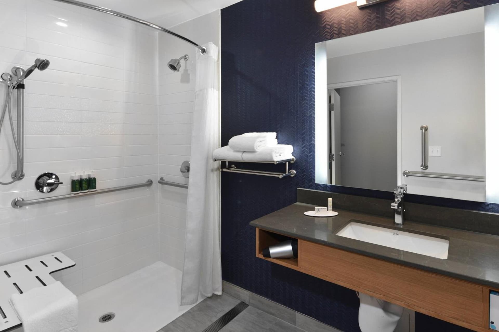 Fairfield Inn & Suites by Marriott Moorpark Ventura County gallery photo in Moorpark, CA — image 33
