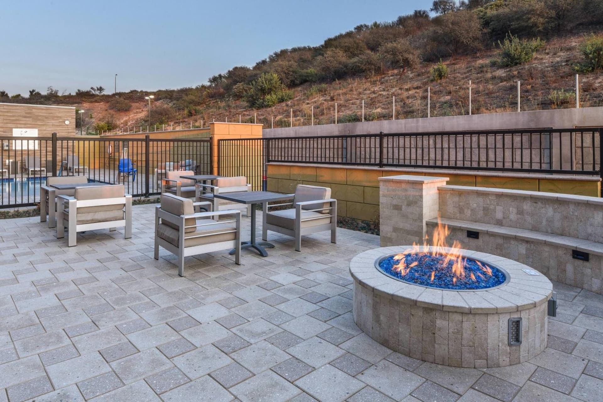 Fairfield Inn & Suites by Marriott Moorpark Ventura County gallery photo in Moorpark, CA — image 32
