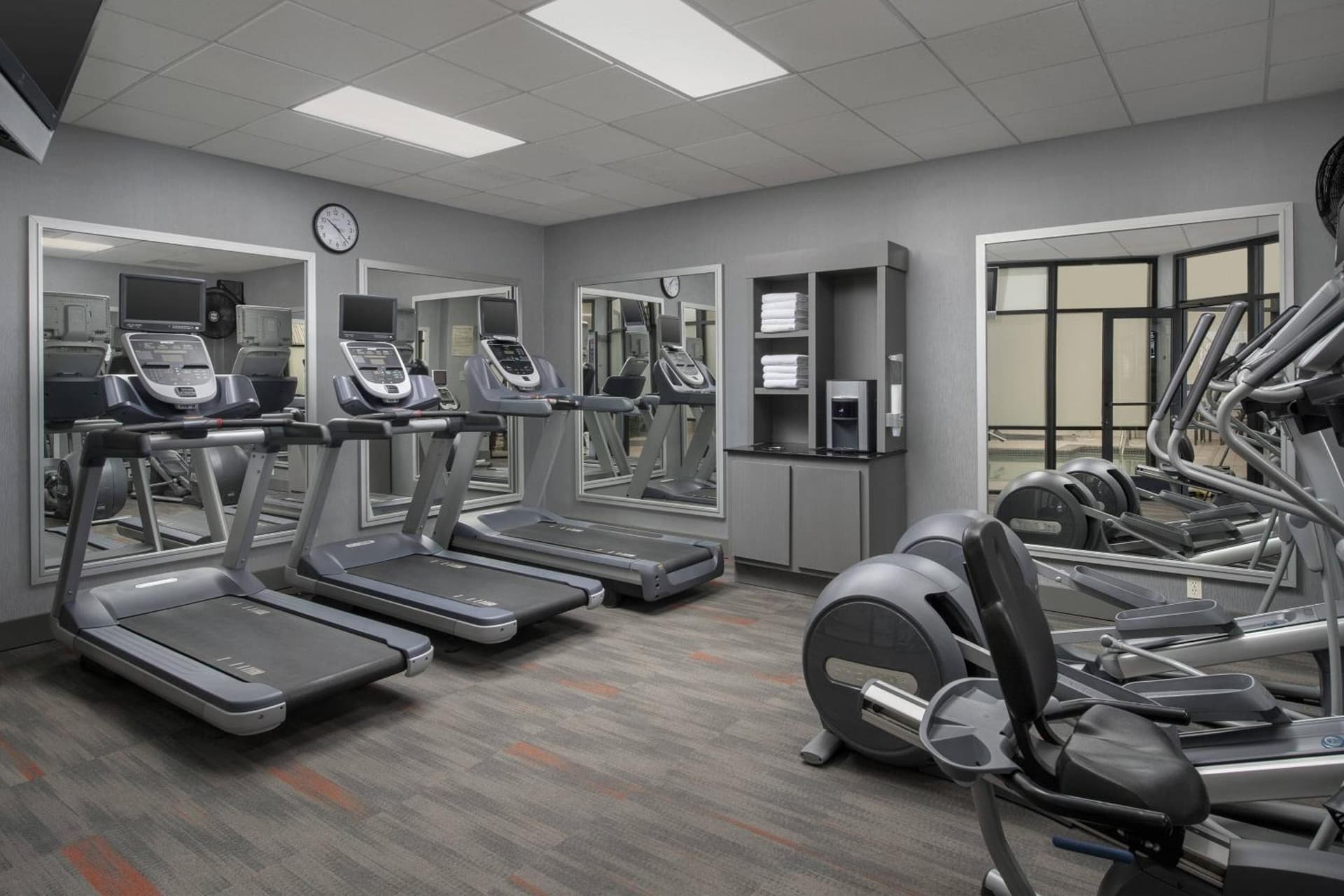 Courtyard Tacoma Downtown gallery photo in Tacoma, WA — image 11